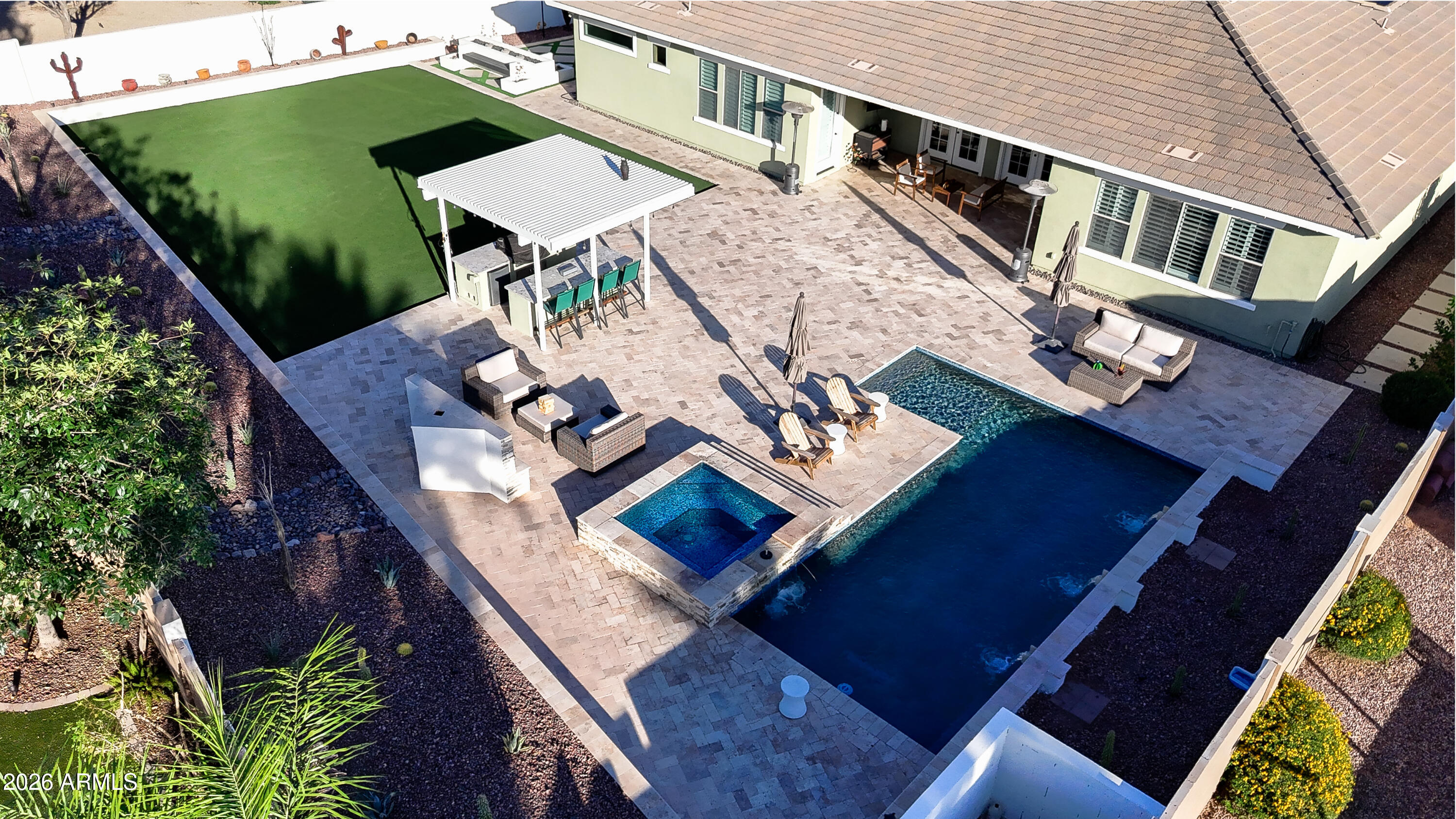 14542 W MOUNTAIN VIEW Drive