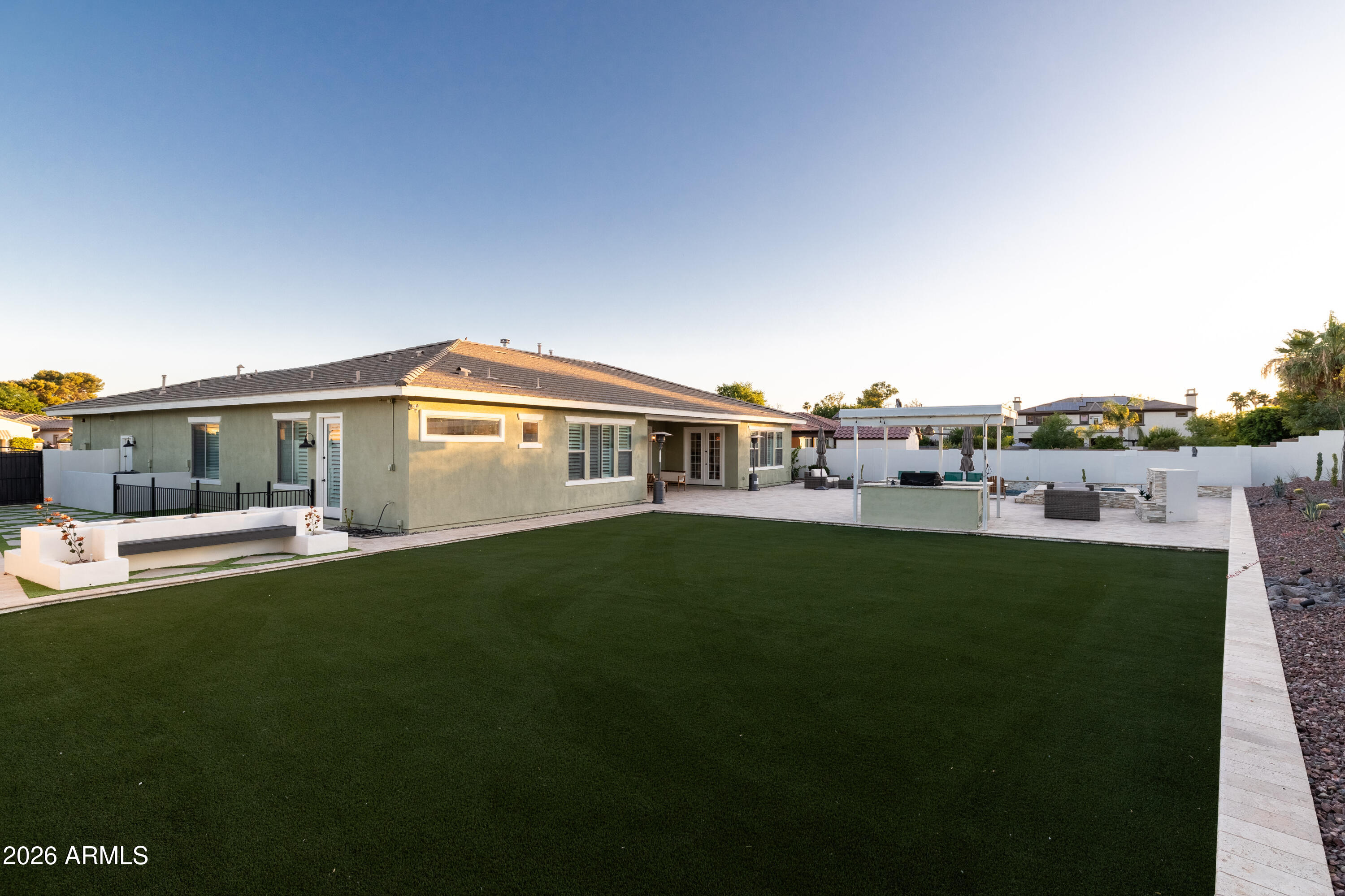 14542 W MOUNTAIN VIEW Drive