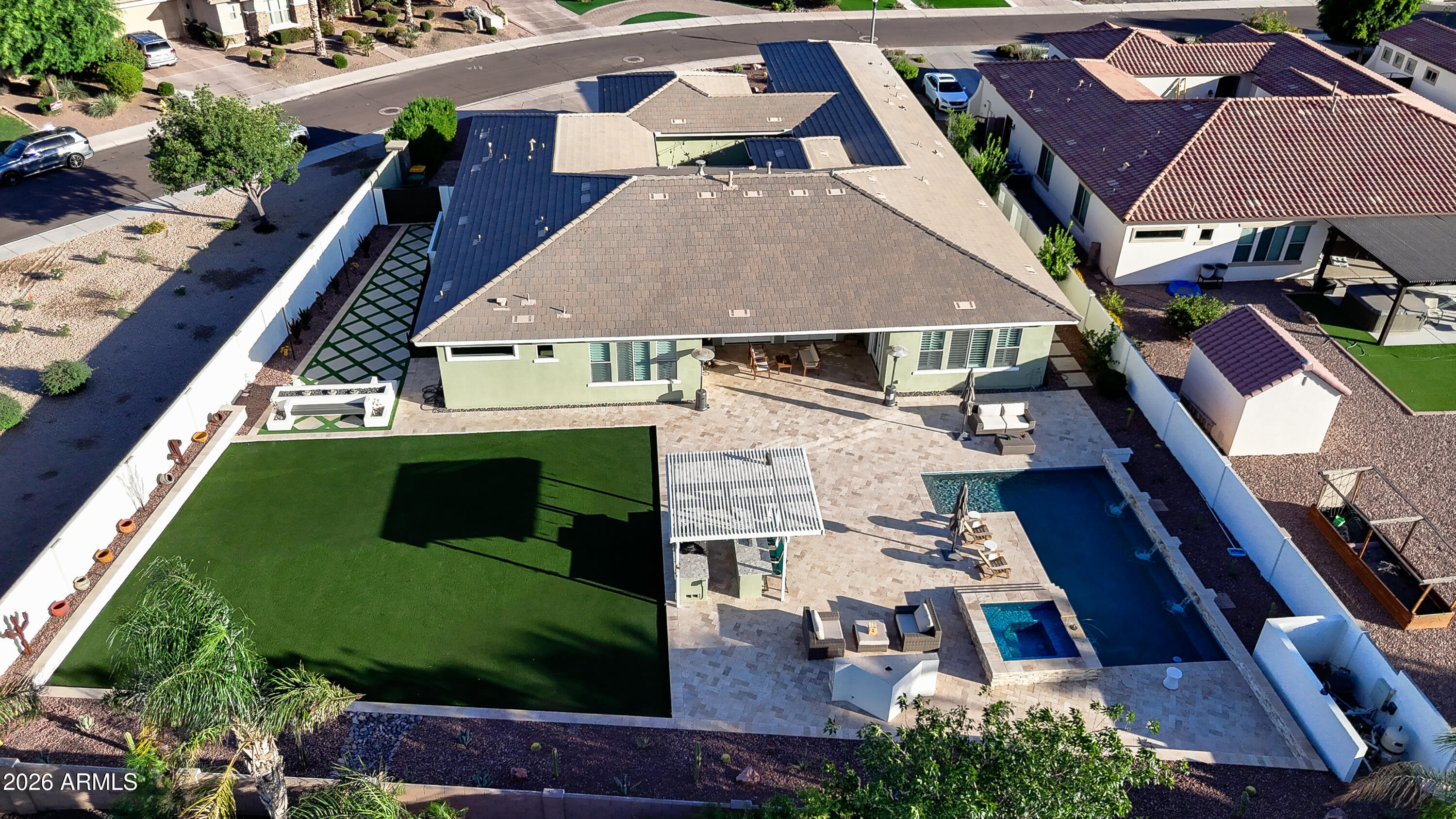 14542 W MOUNTAIN VIEW Drive