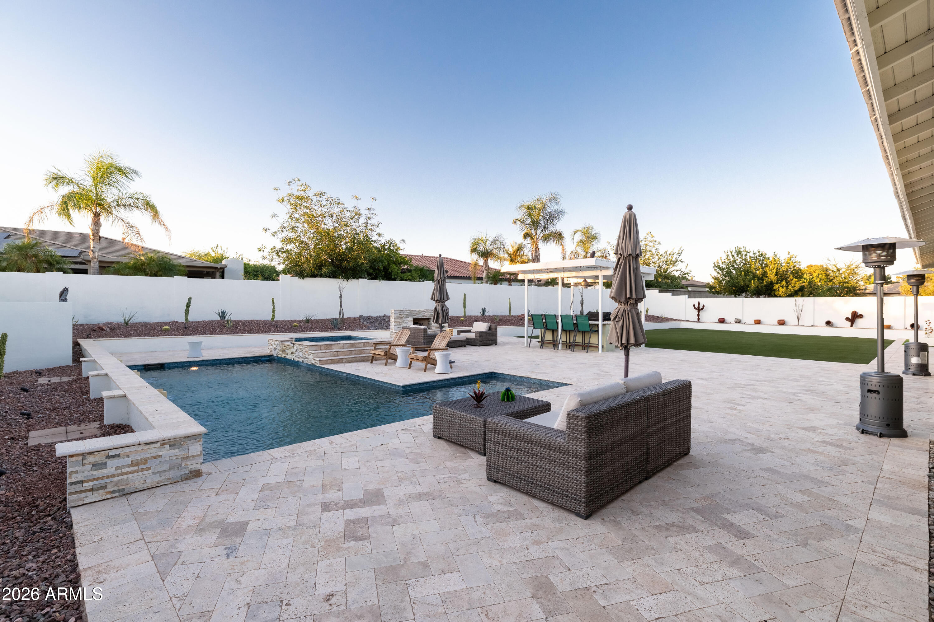 14542 W MOUNTAIN VIEW Drive