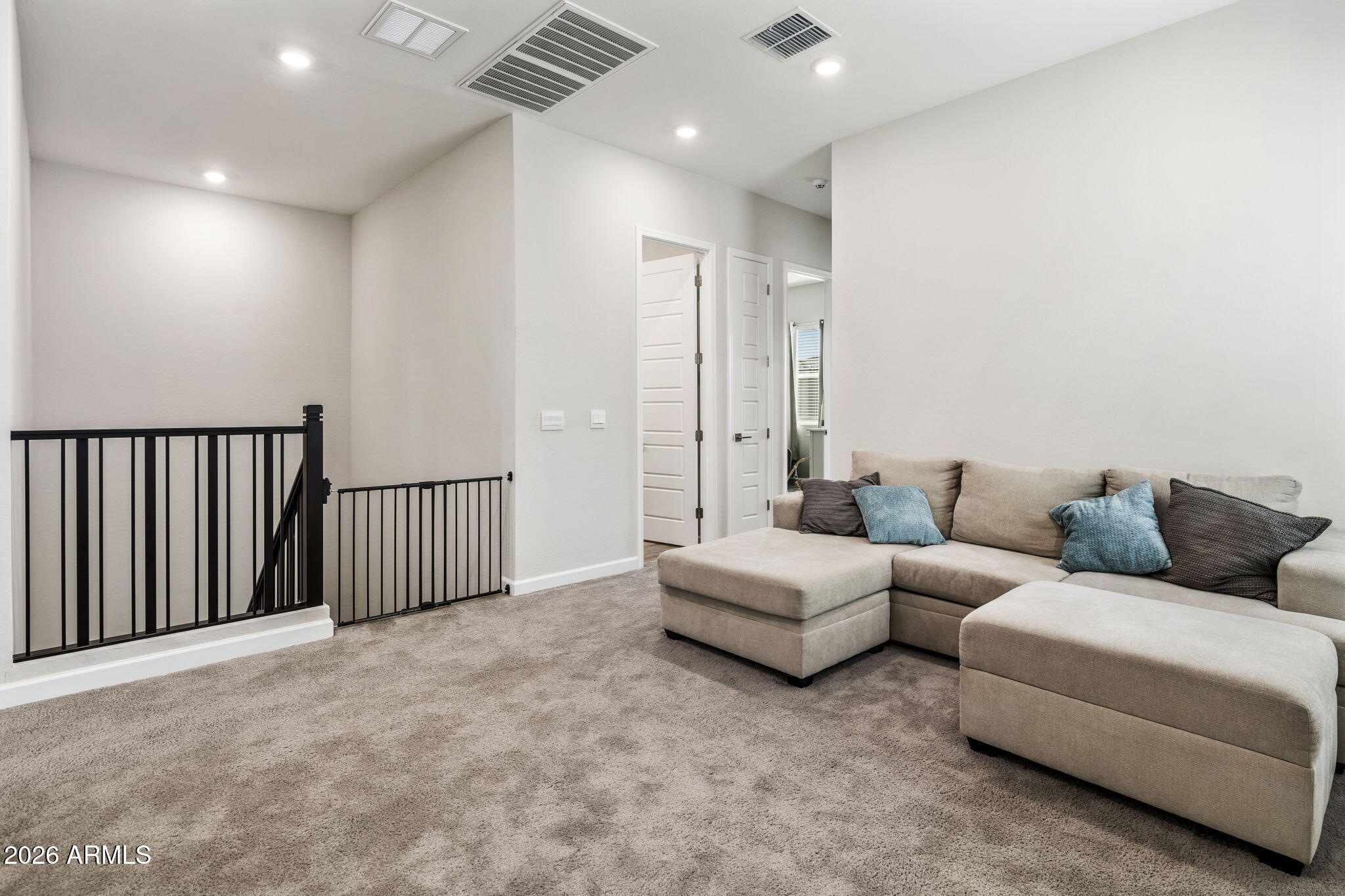 5024 E CAMPO BELLO Drive