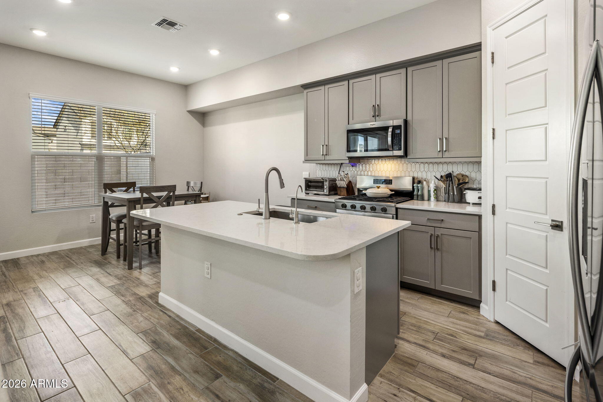 5024 E CAMPO BELLO Drive