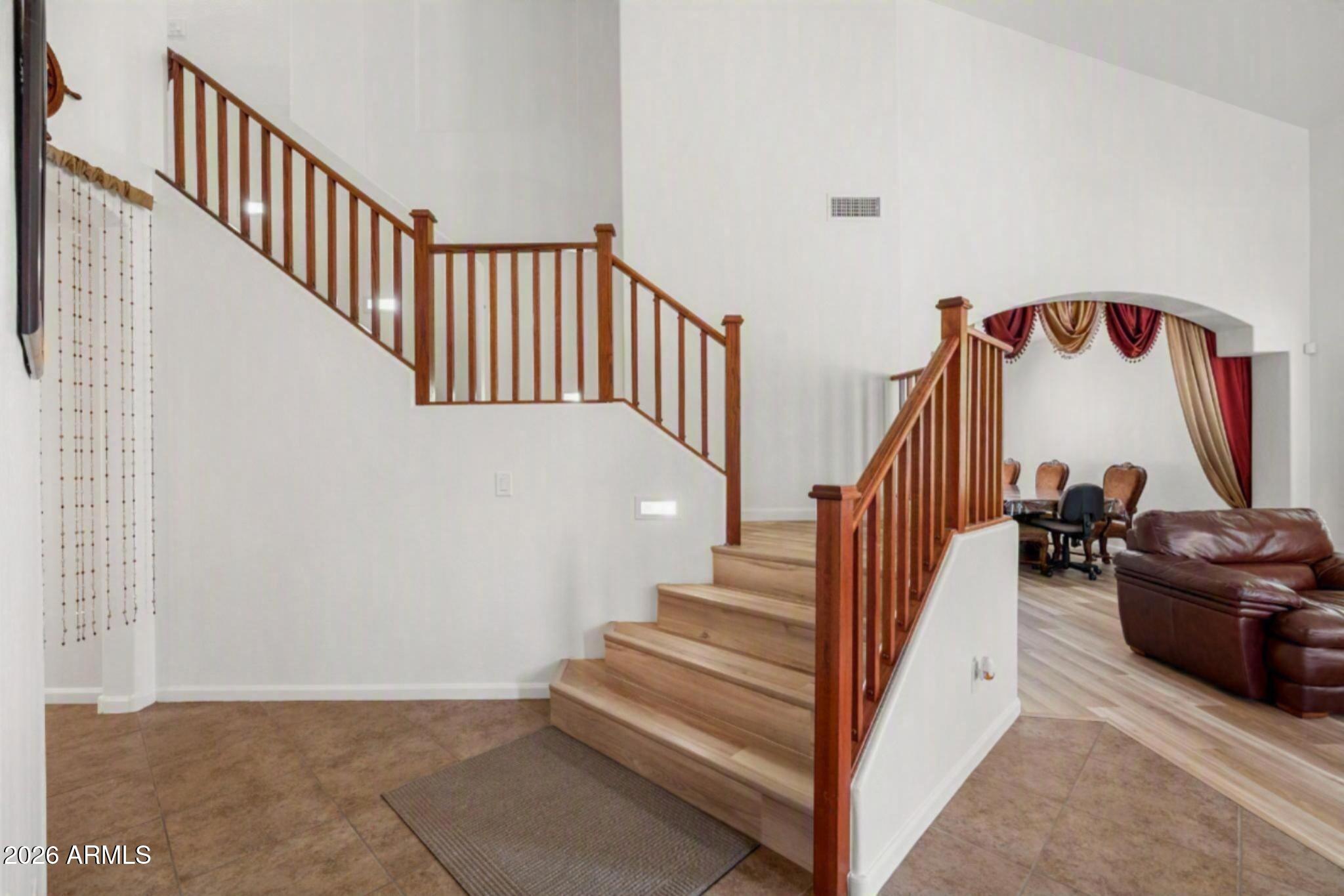 4144 E BRUCE Court