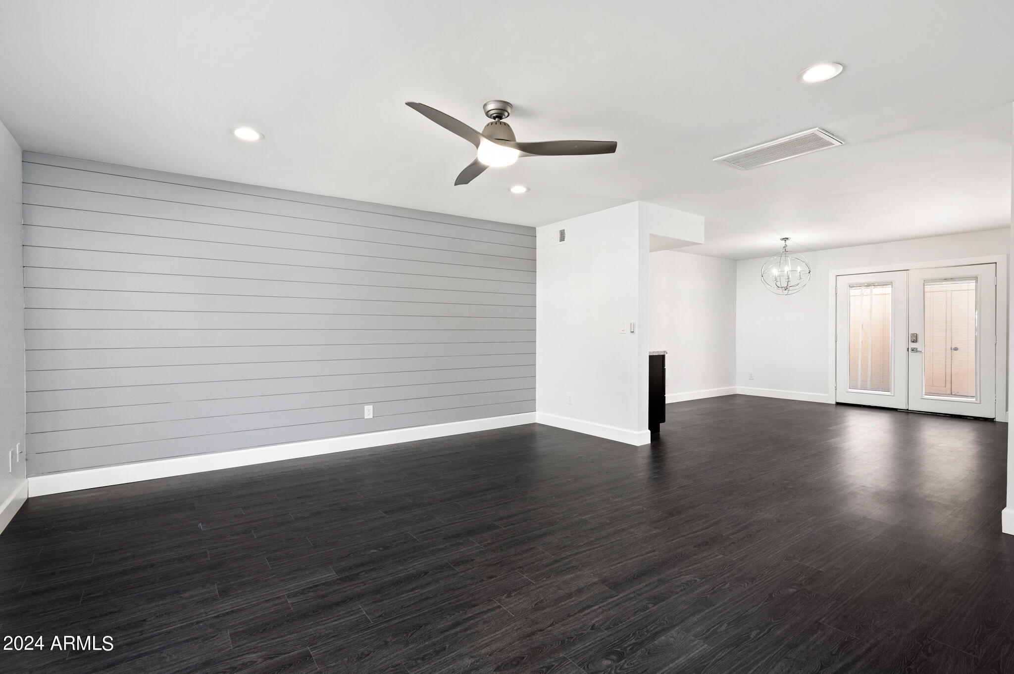 6063 N GRANITE REEF Road