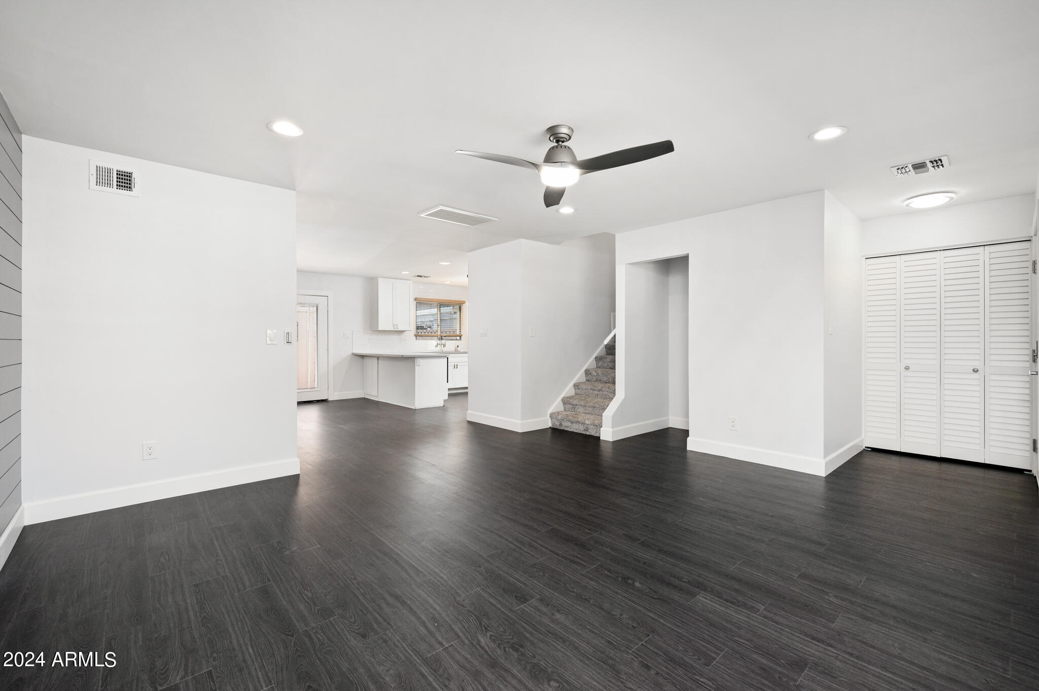 6063 N GRANITE REEF Road