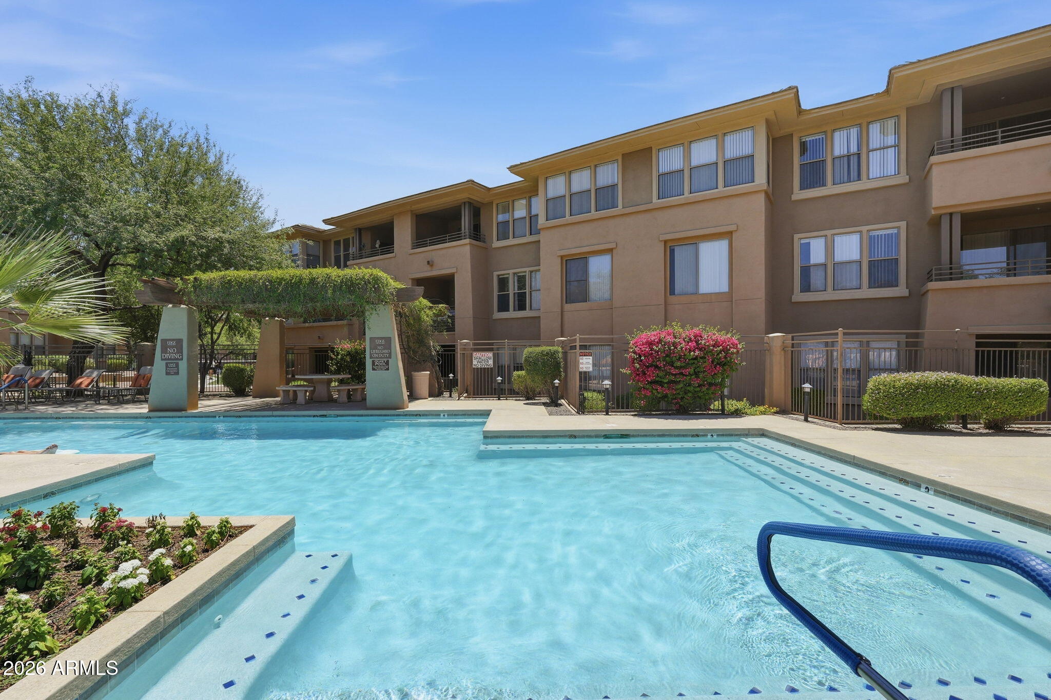 20100 N 78TH Place 1202