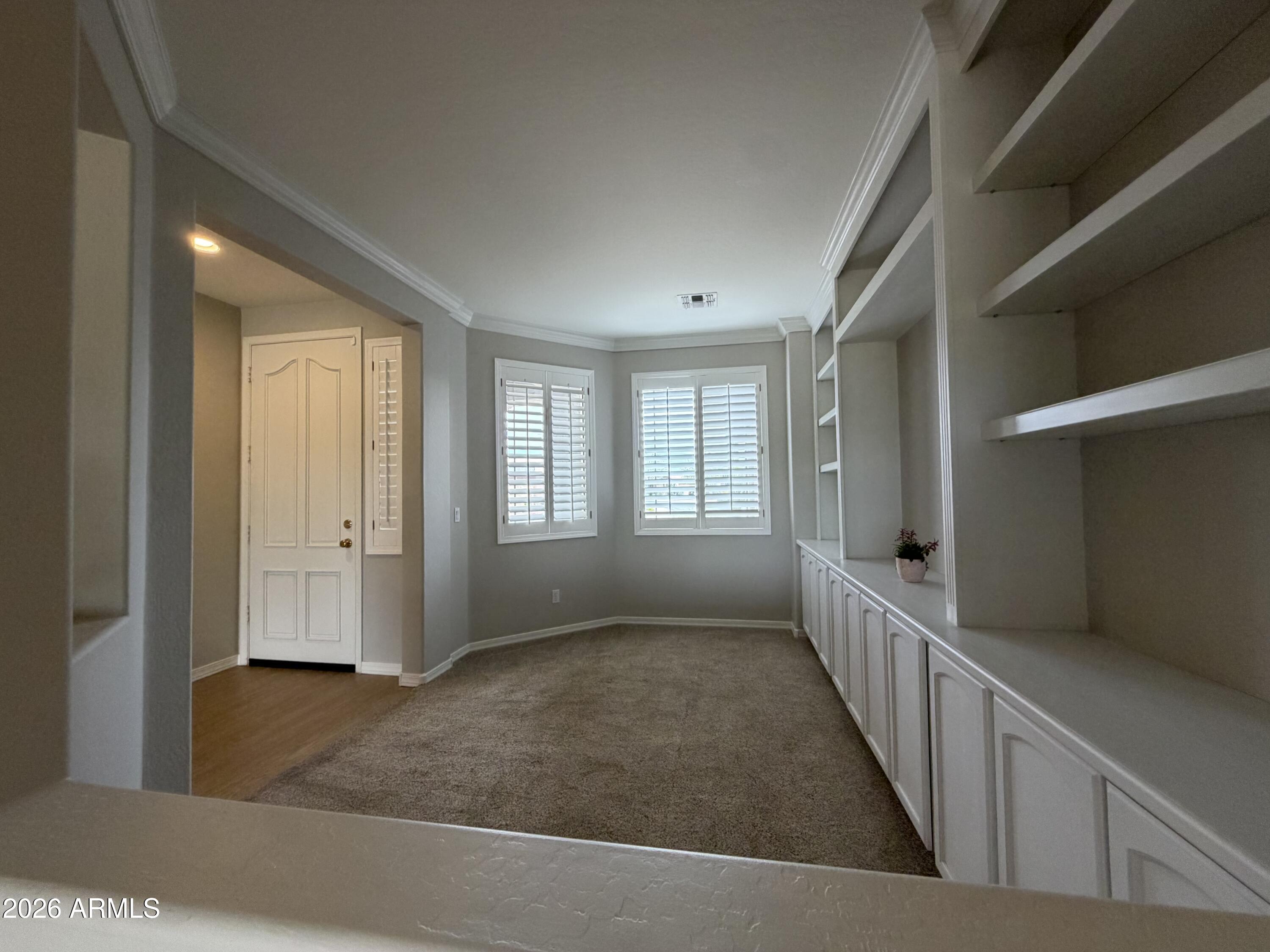 2902 W HALEY Drive