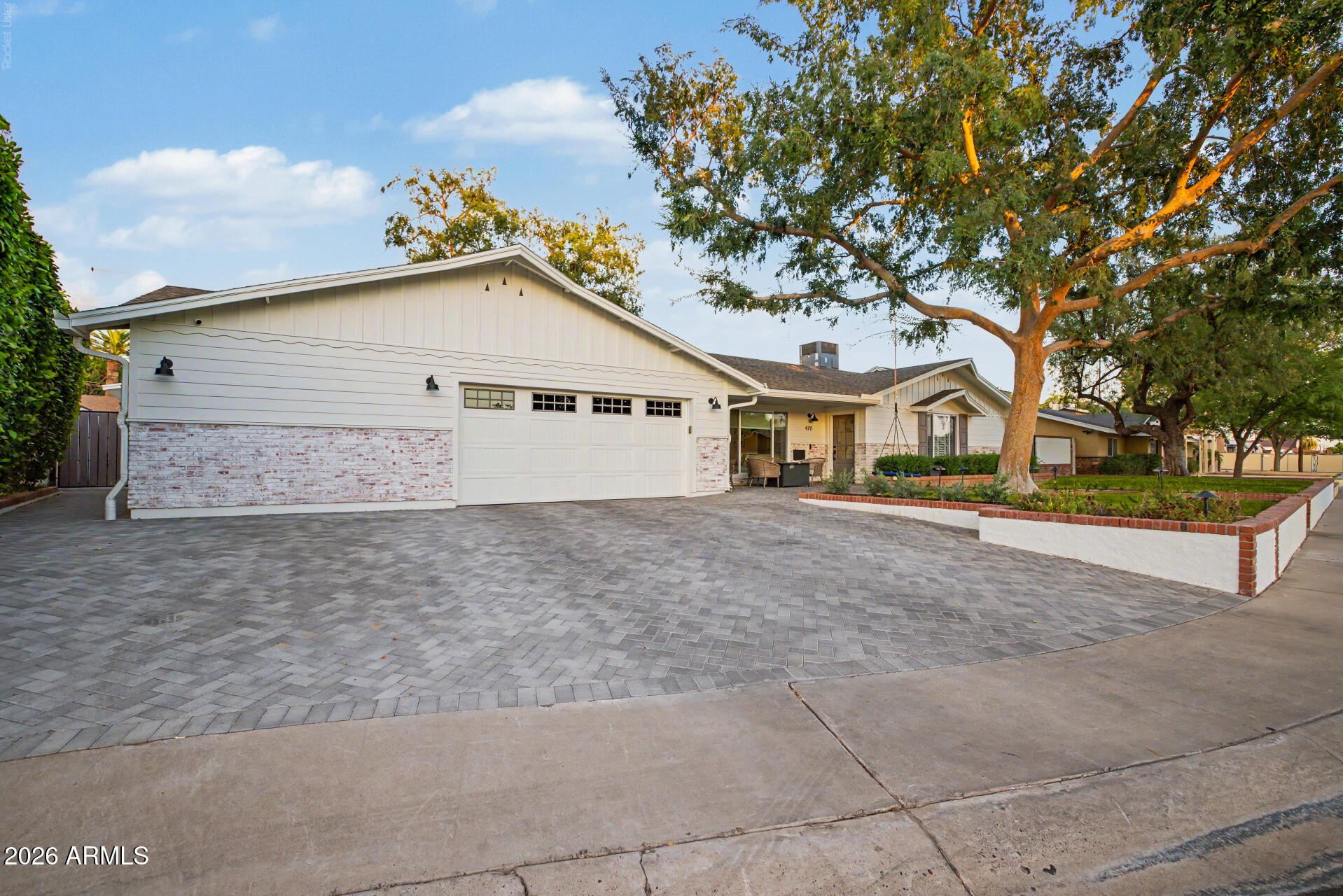 4711 N 33RD Street