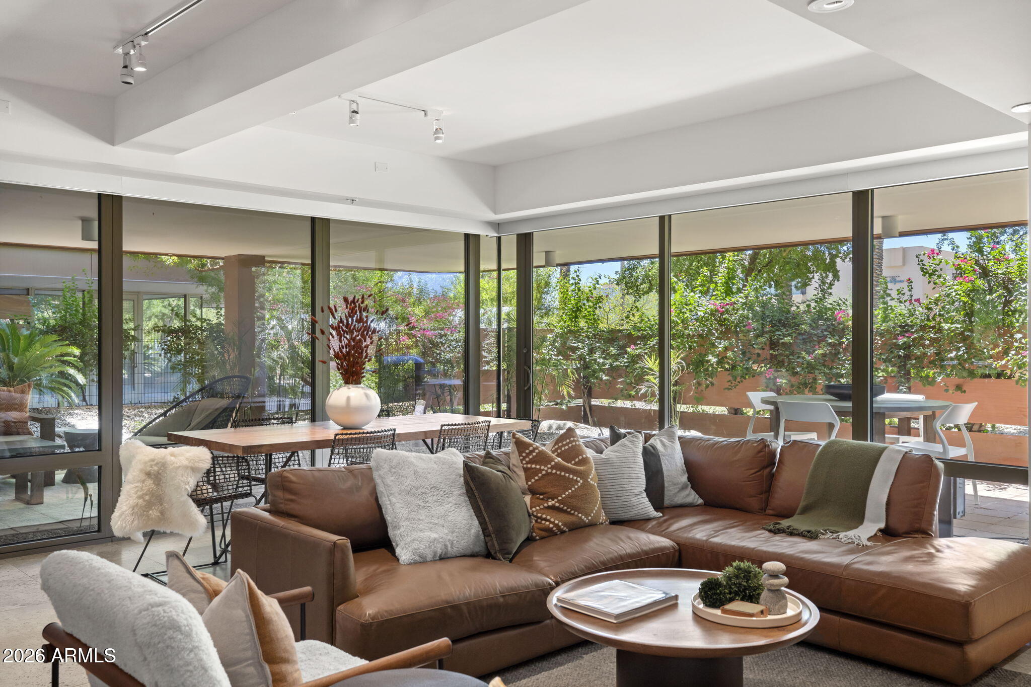 7127 E RANCHO VISTA Drive 1006