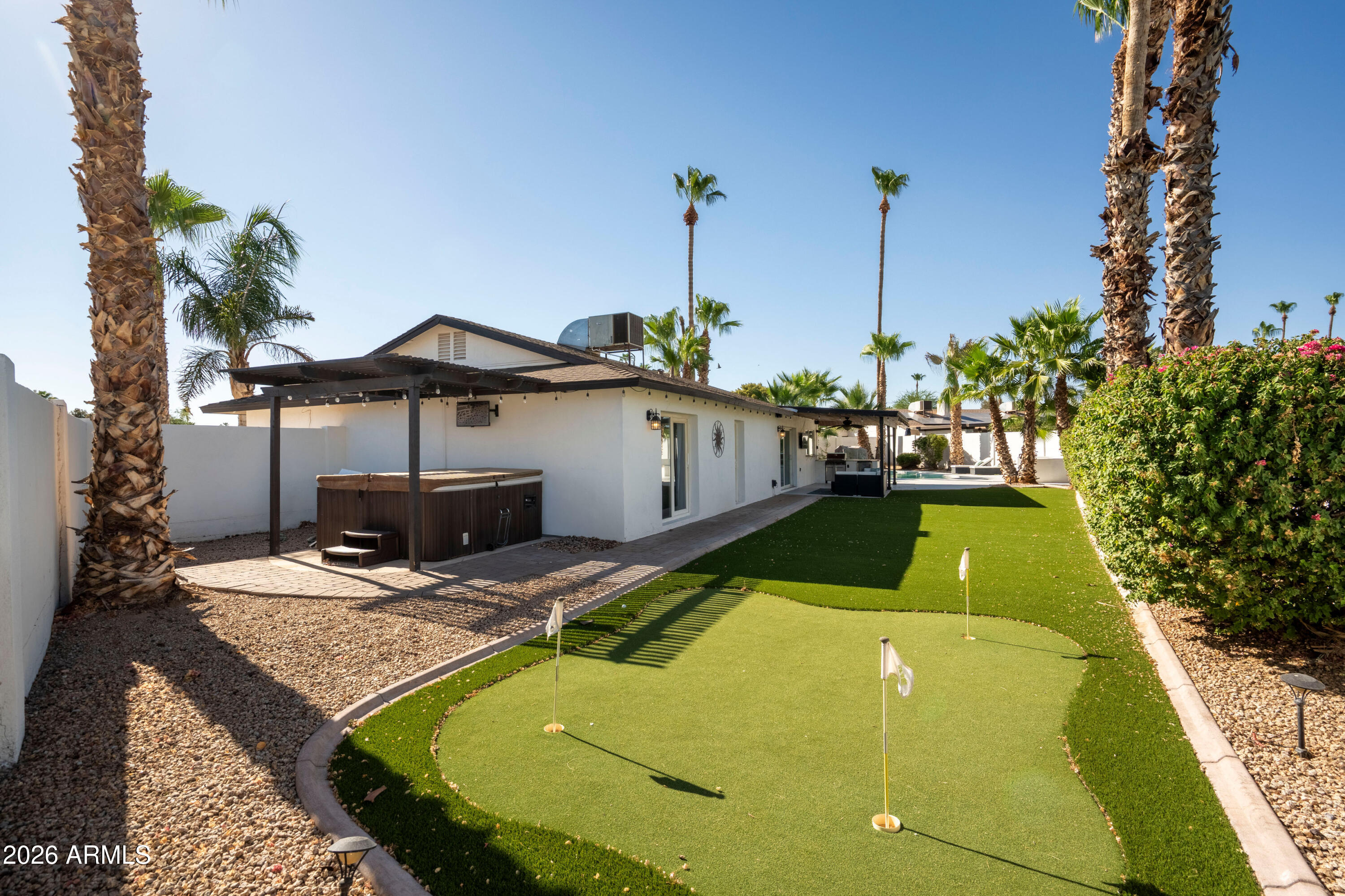 5310 E BLANCHE Drive