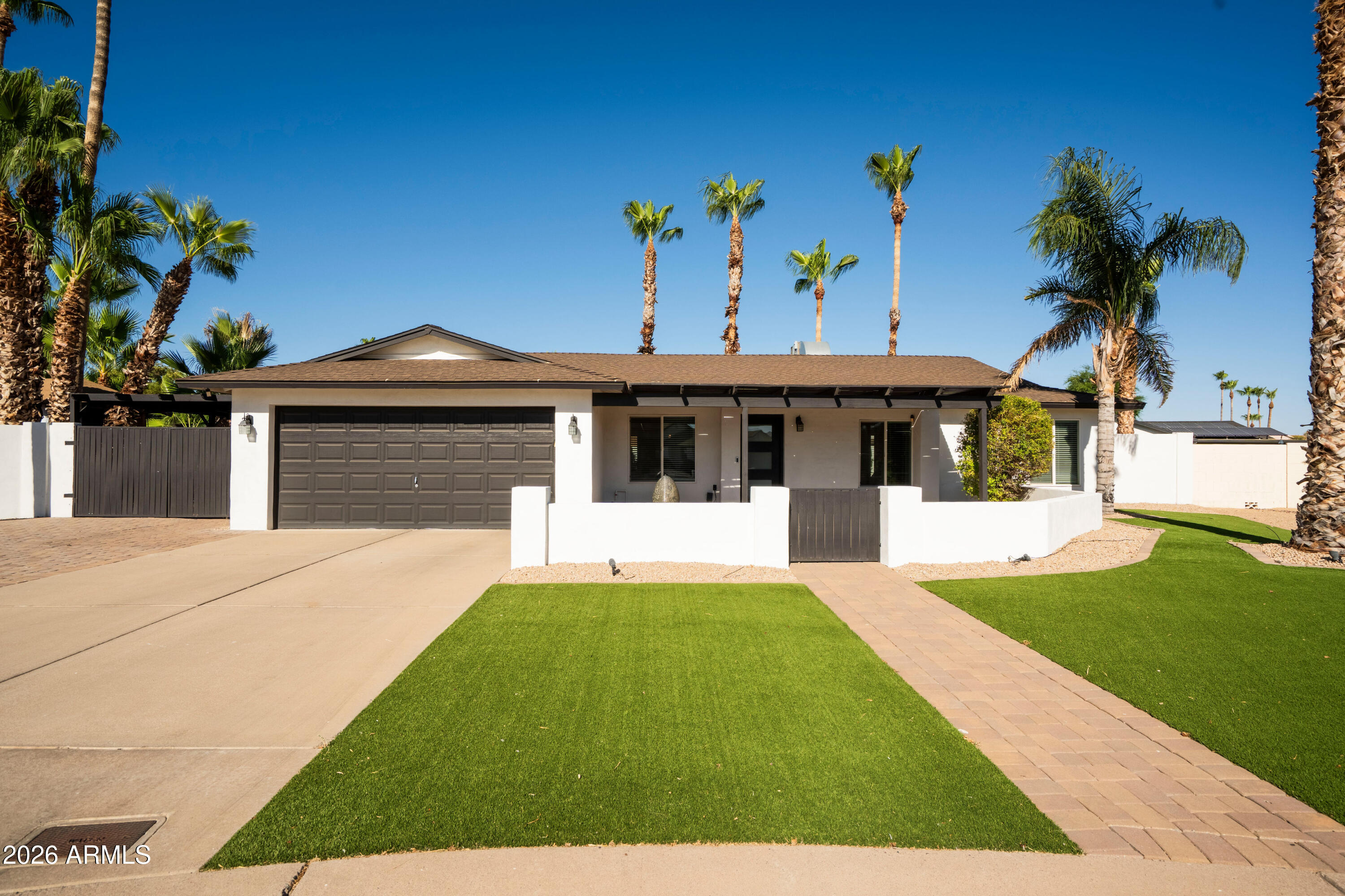 5310 E BLANCHE Drive
