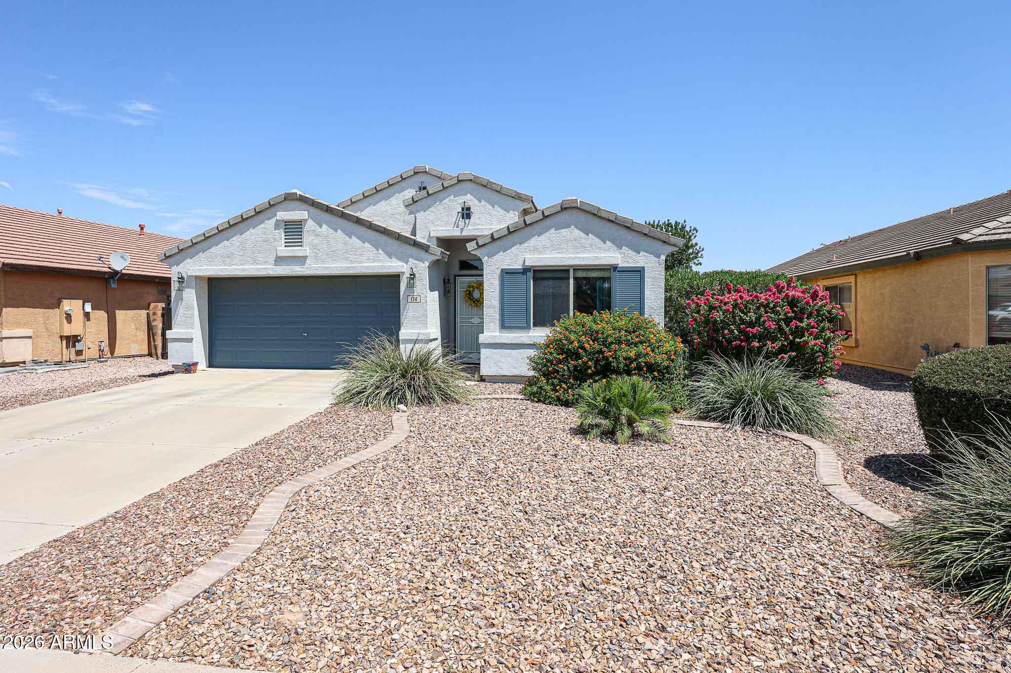 136 W DEXTER Way
