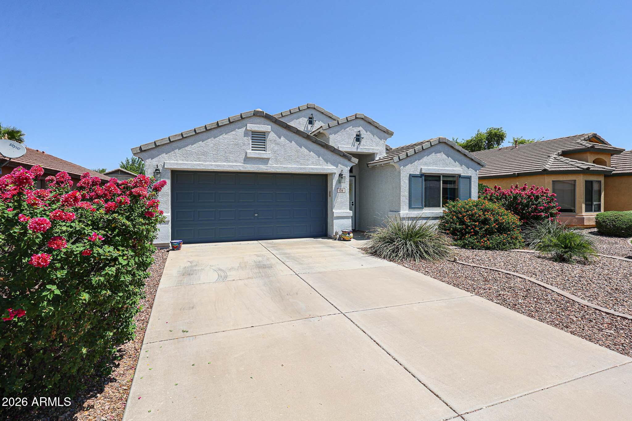 136 W DEXTER Way