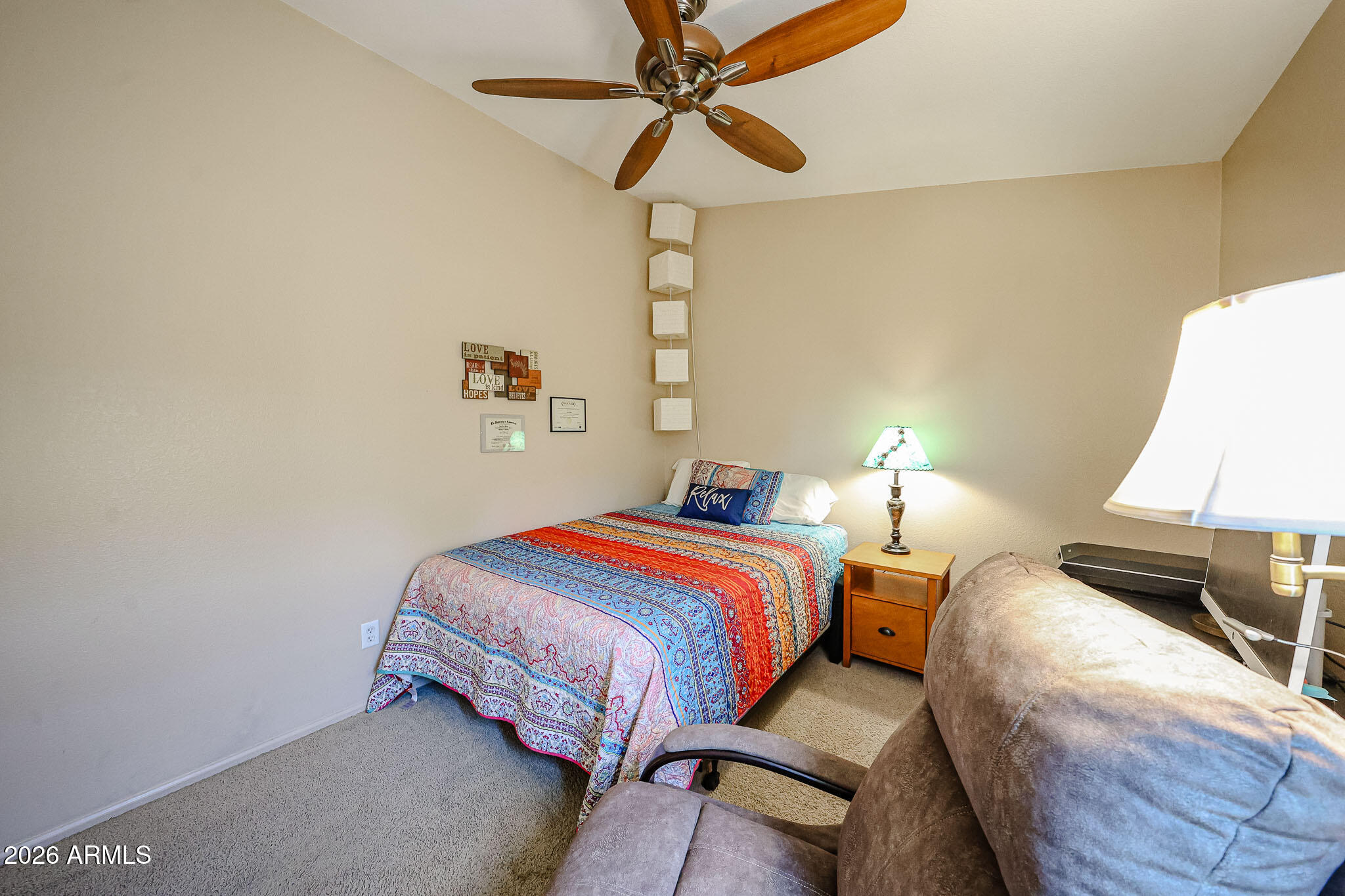 136 W DEXTER Way
