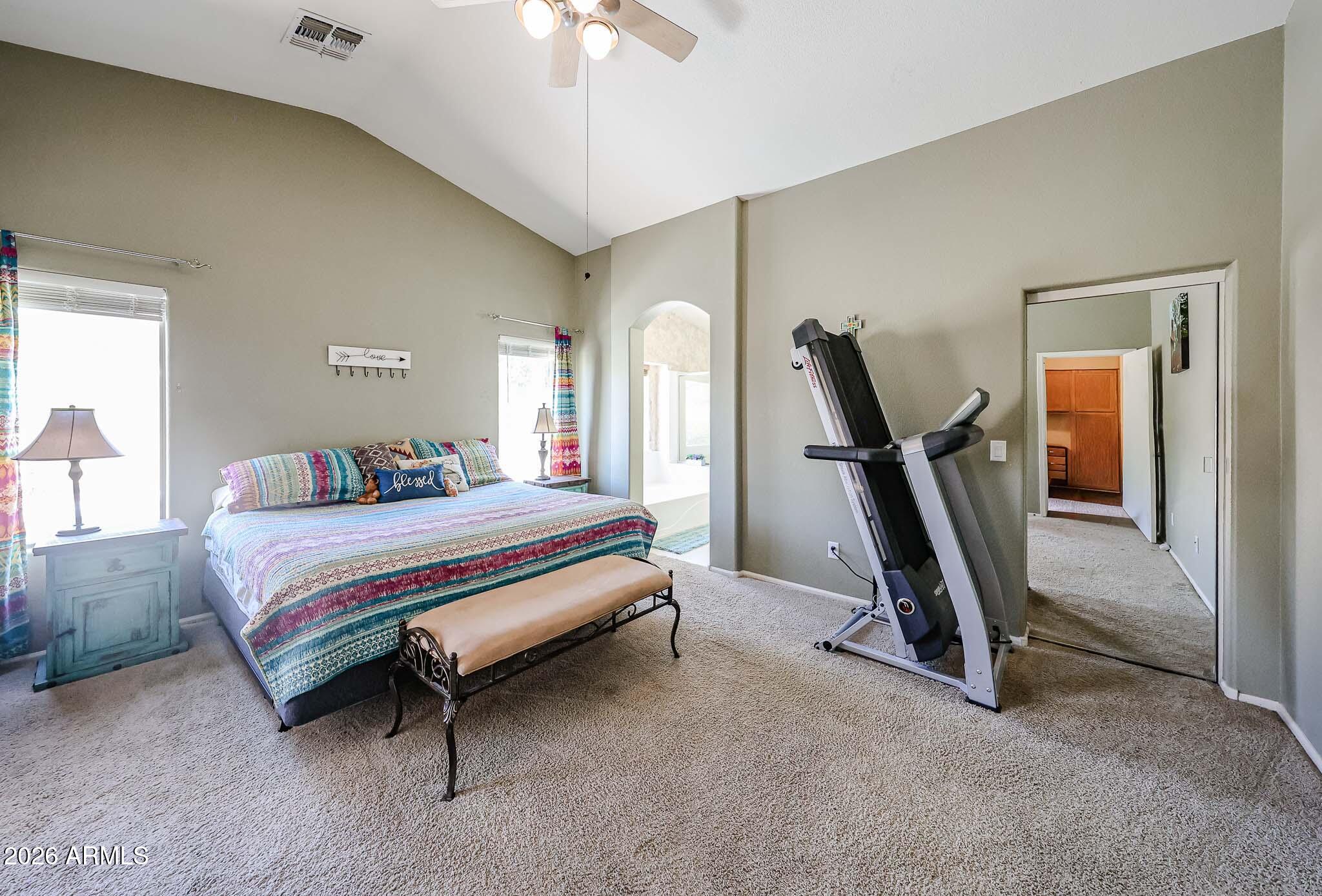 136 W DEXTER Way