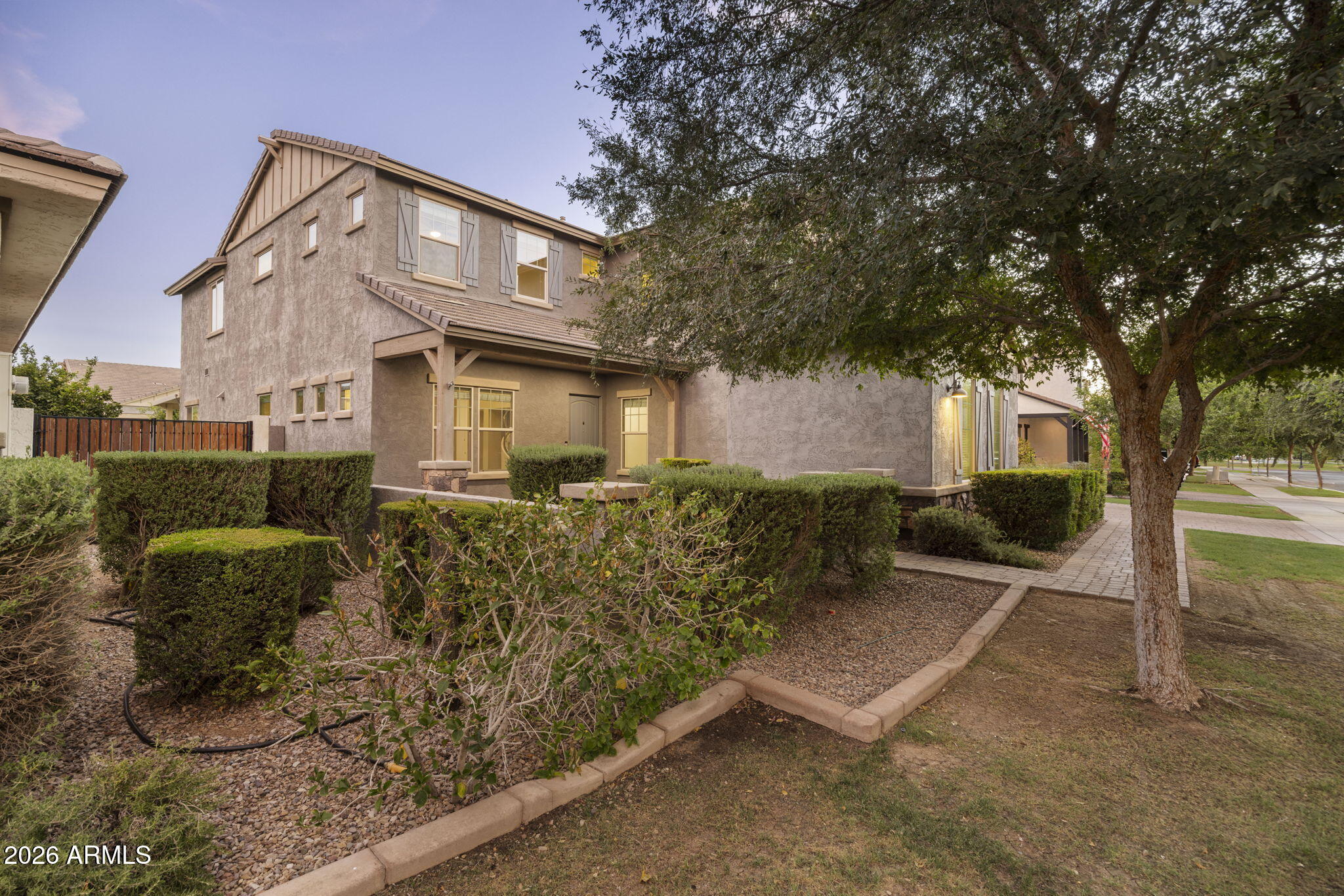 4247 E COMSTOCK Drive