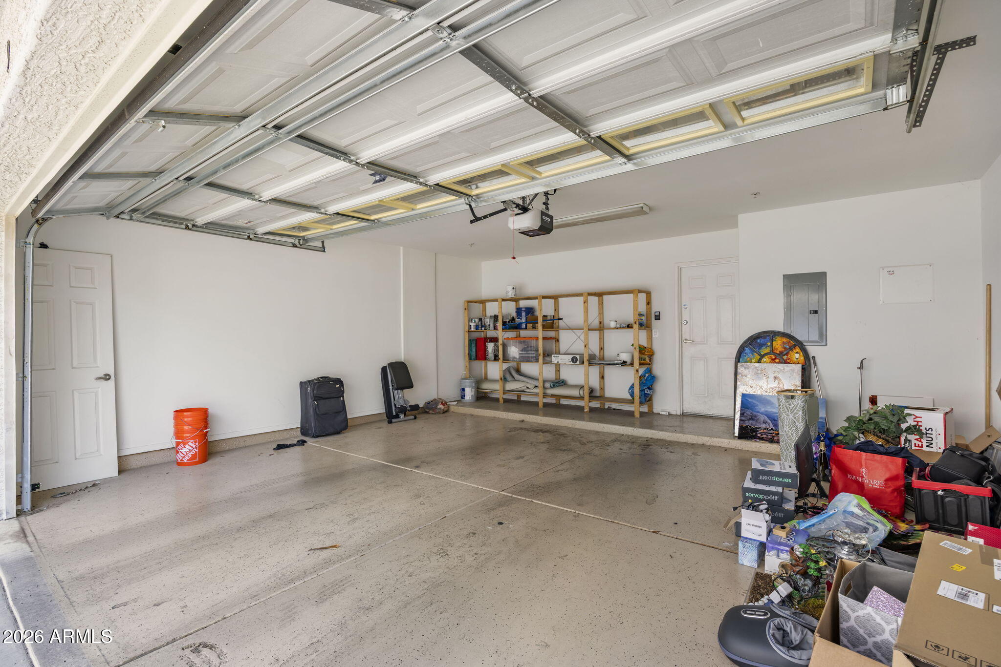 2450 W GLENROSA Avenue 9