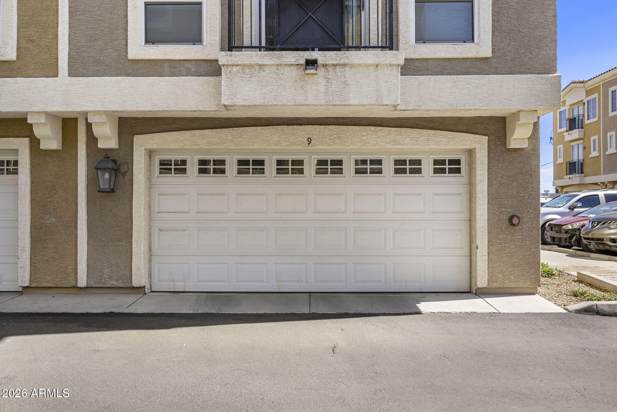 2450 W GLENROSA Avenue 9
