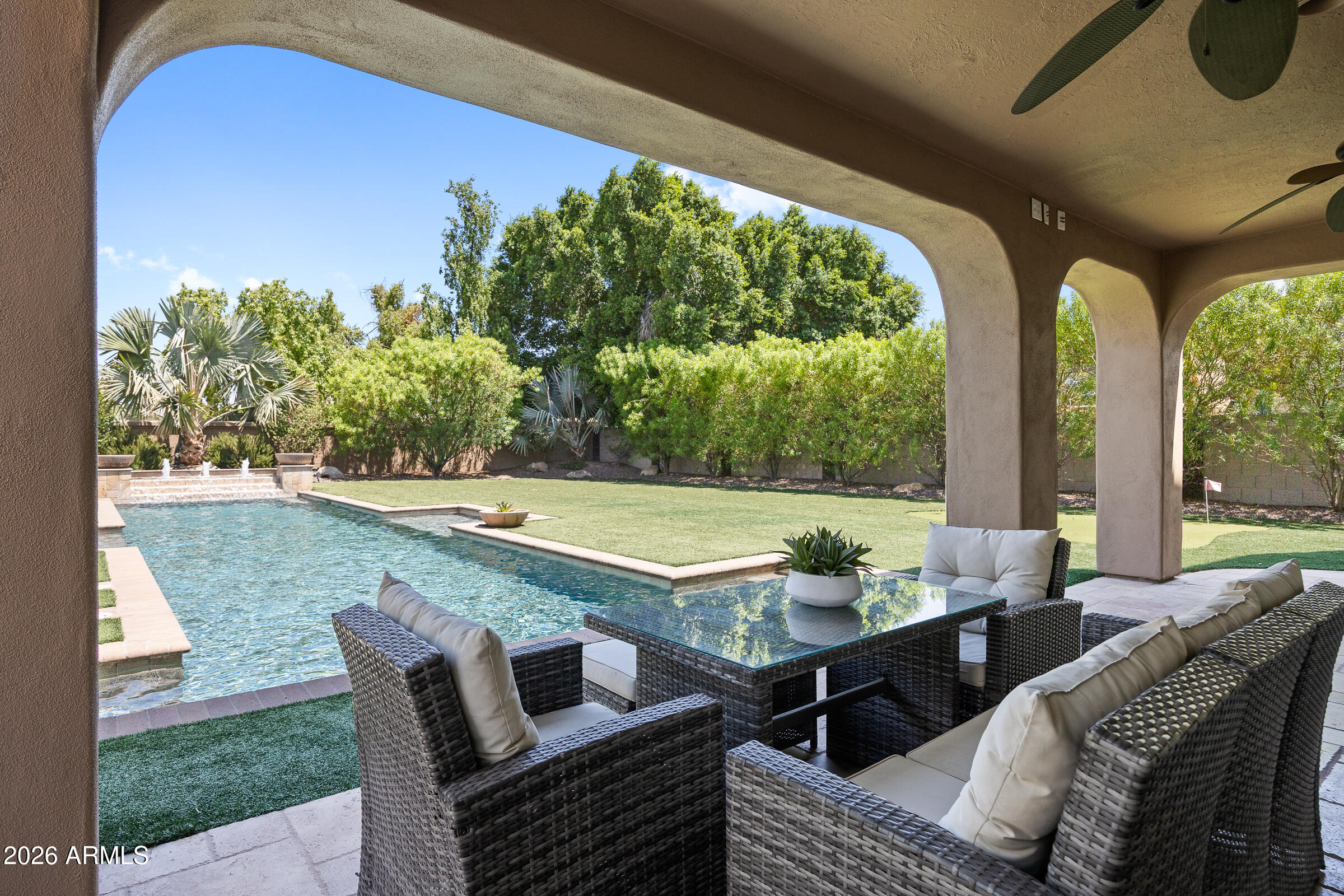1442 E CATAMARAN Drive