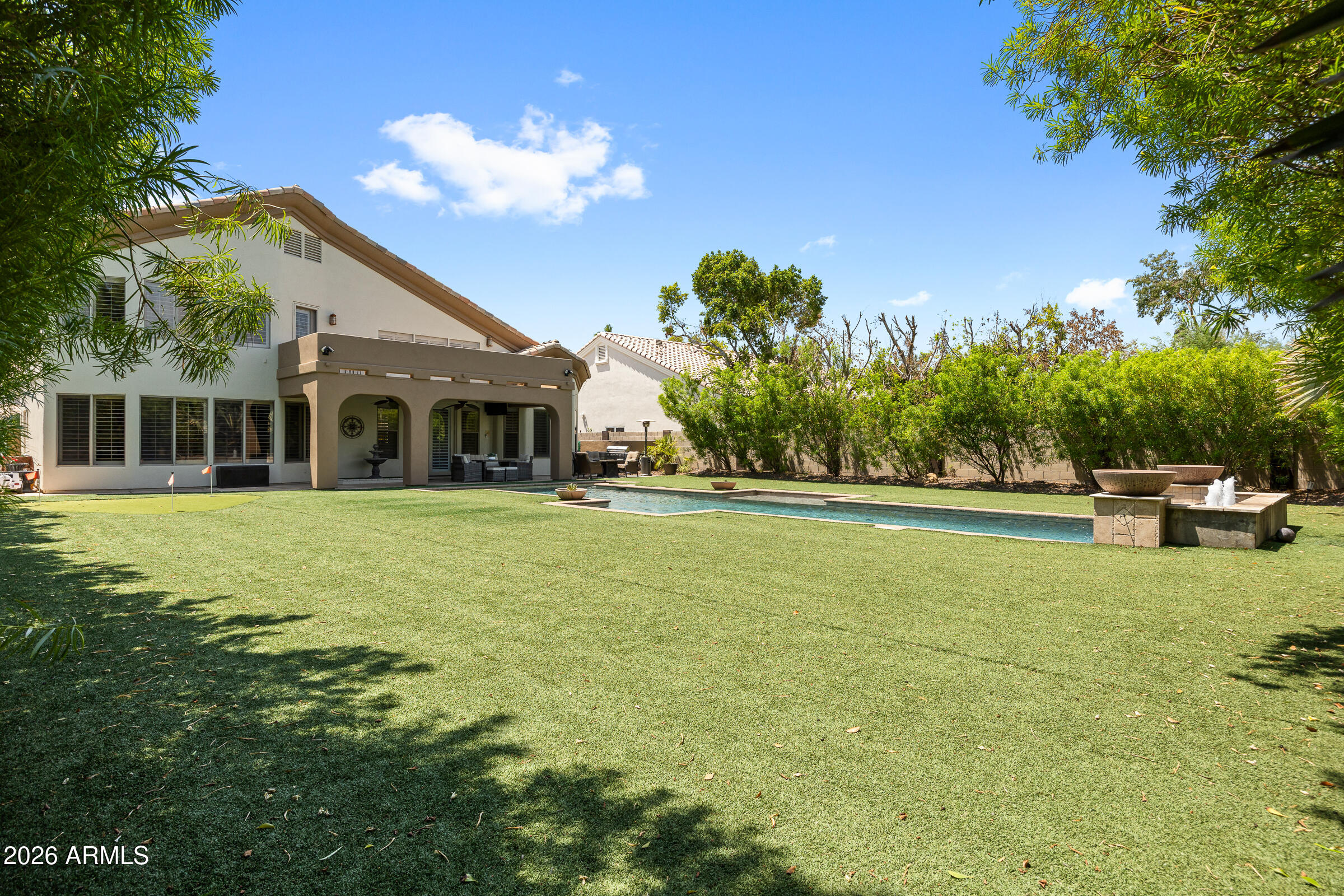 1442 E CATAMARAN Drive