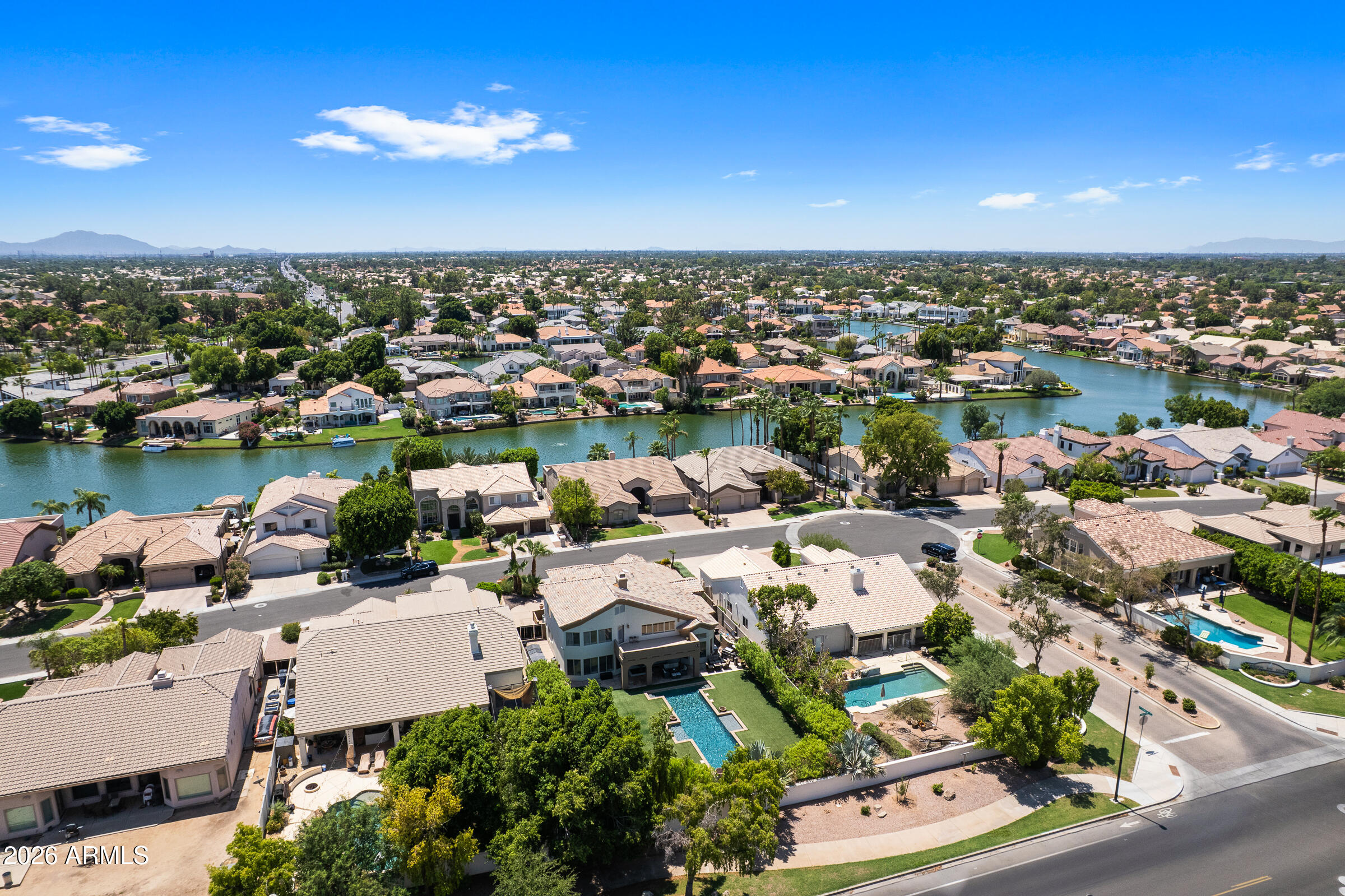 1442 E CATAMARAN Drive