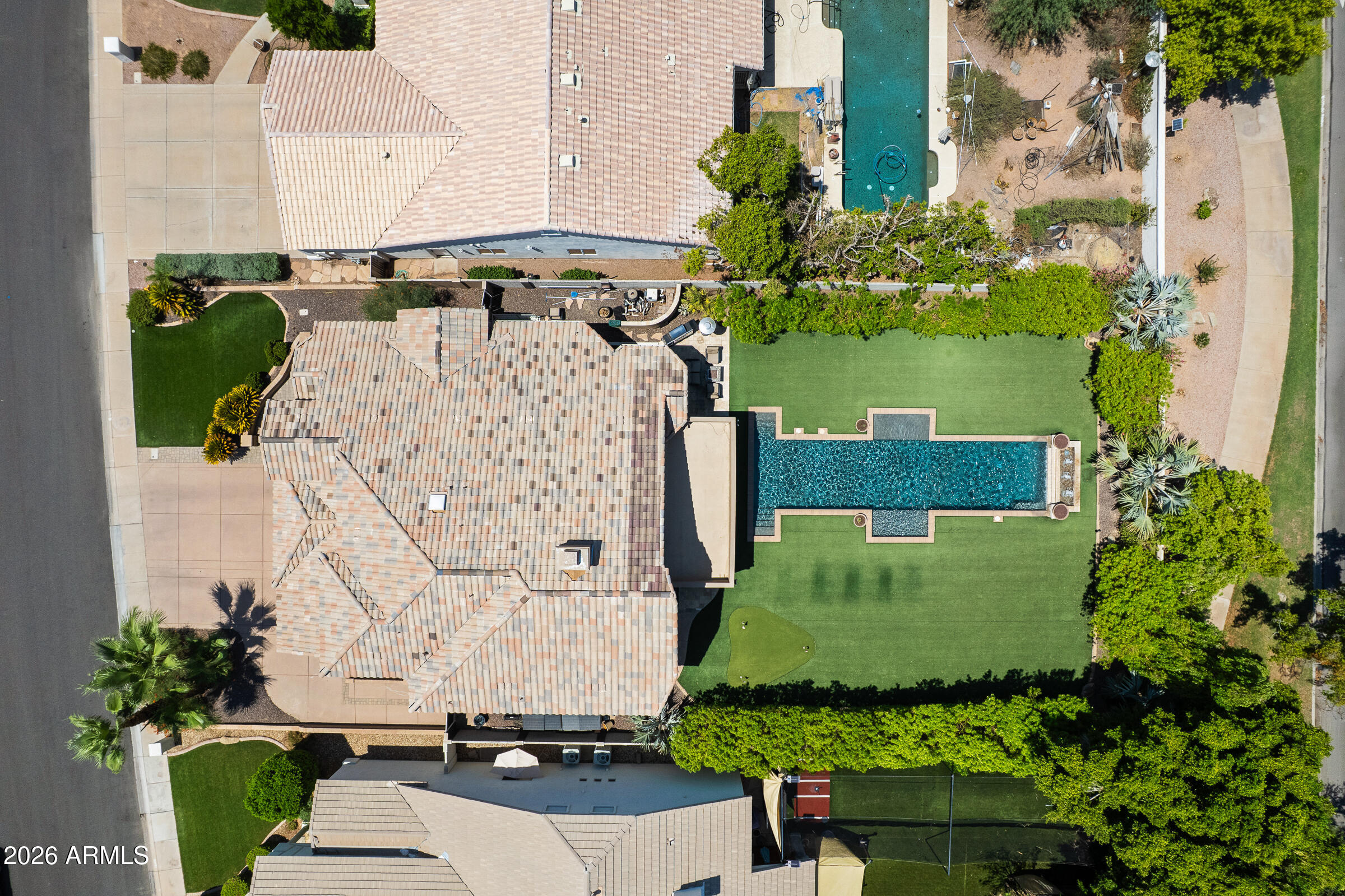 1442 E CATAMARAN Drive