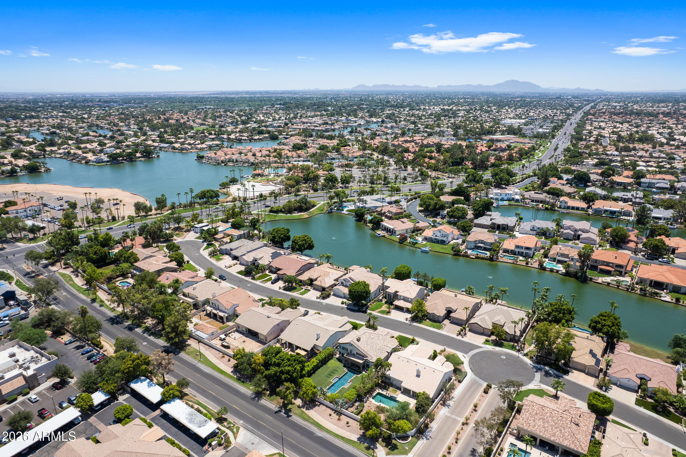 1442 E CATAMARAN Drive