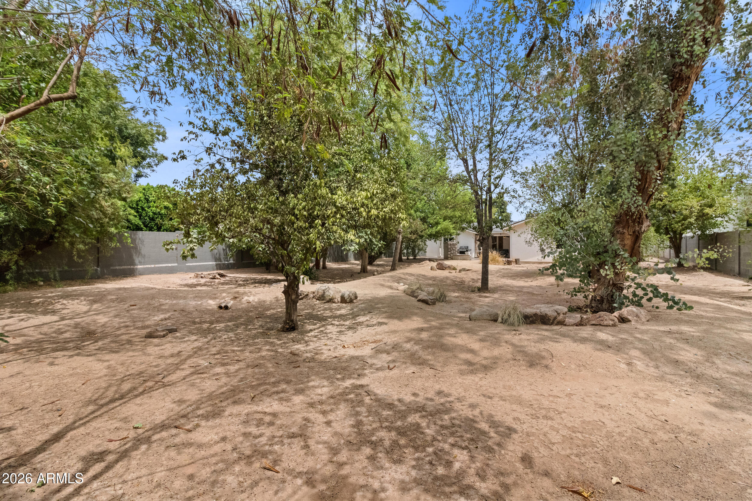 4025 E OSBORN Road
