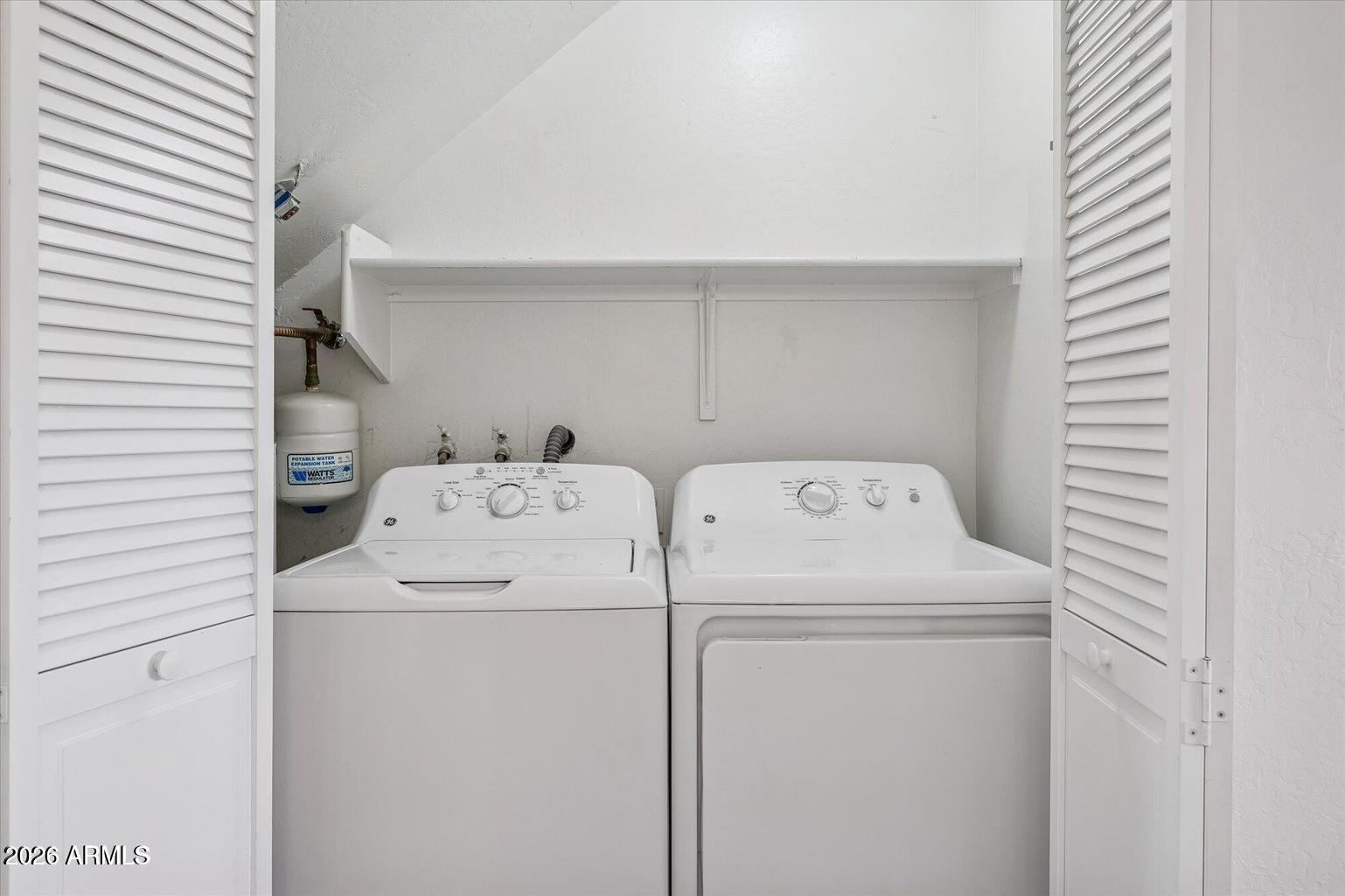 525 N MILLER Road 152