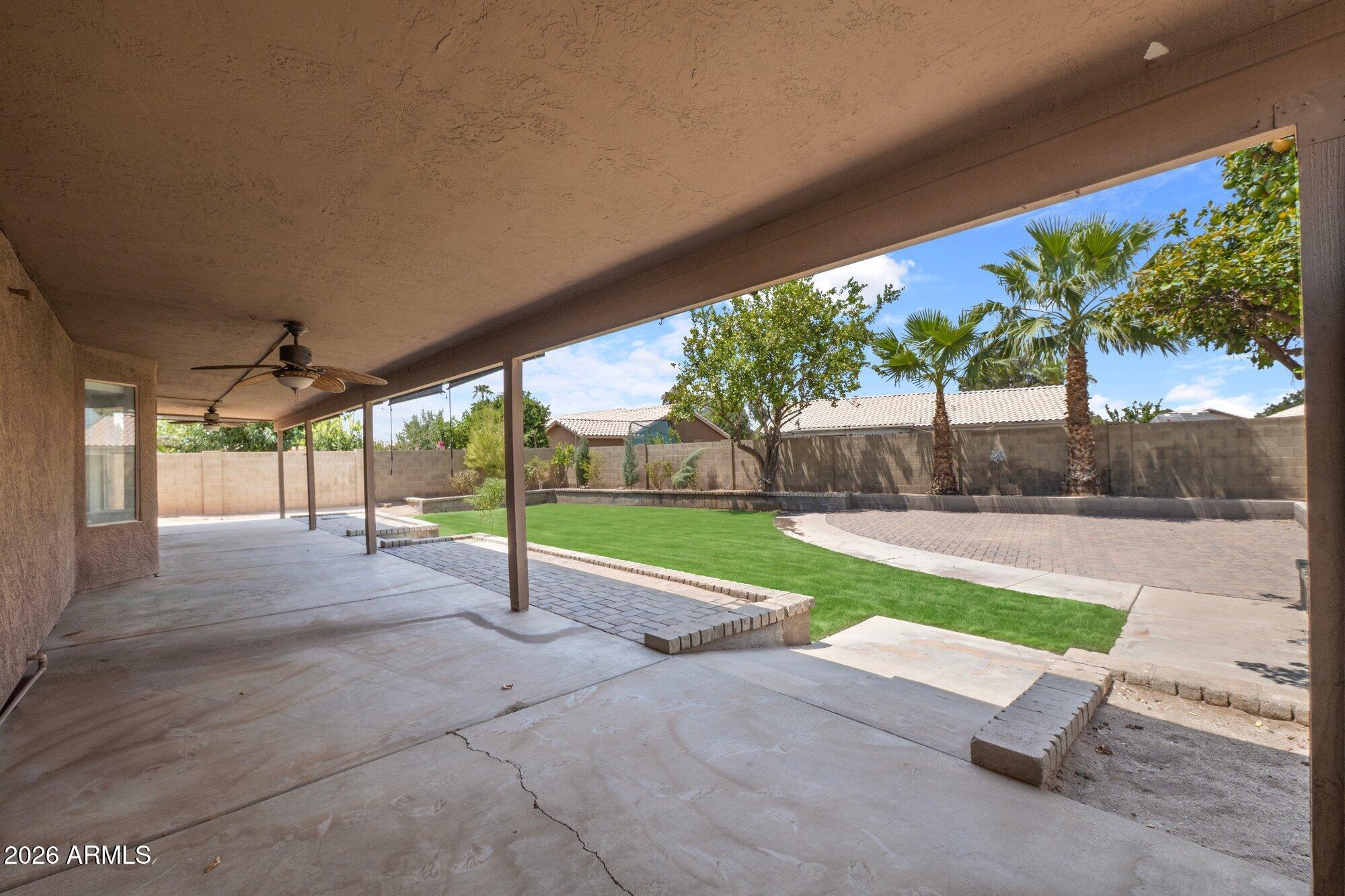 16206 S COUNTRY Place