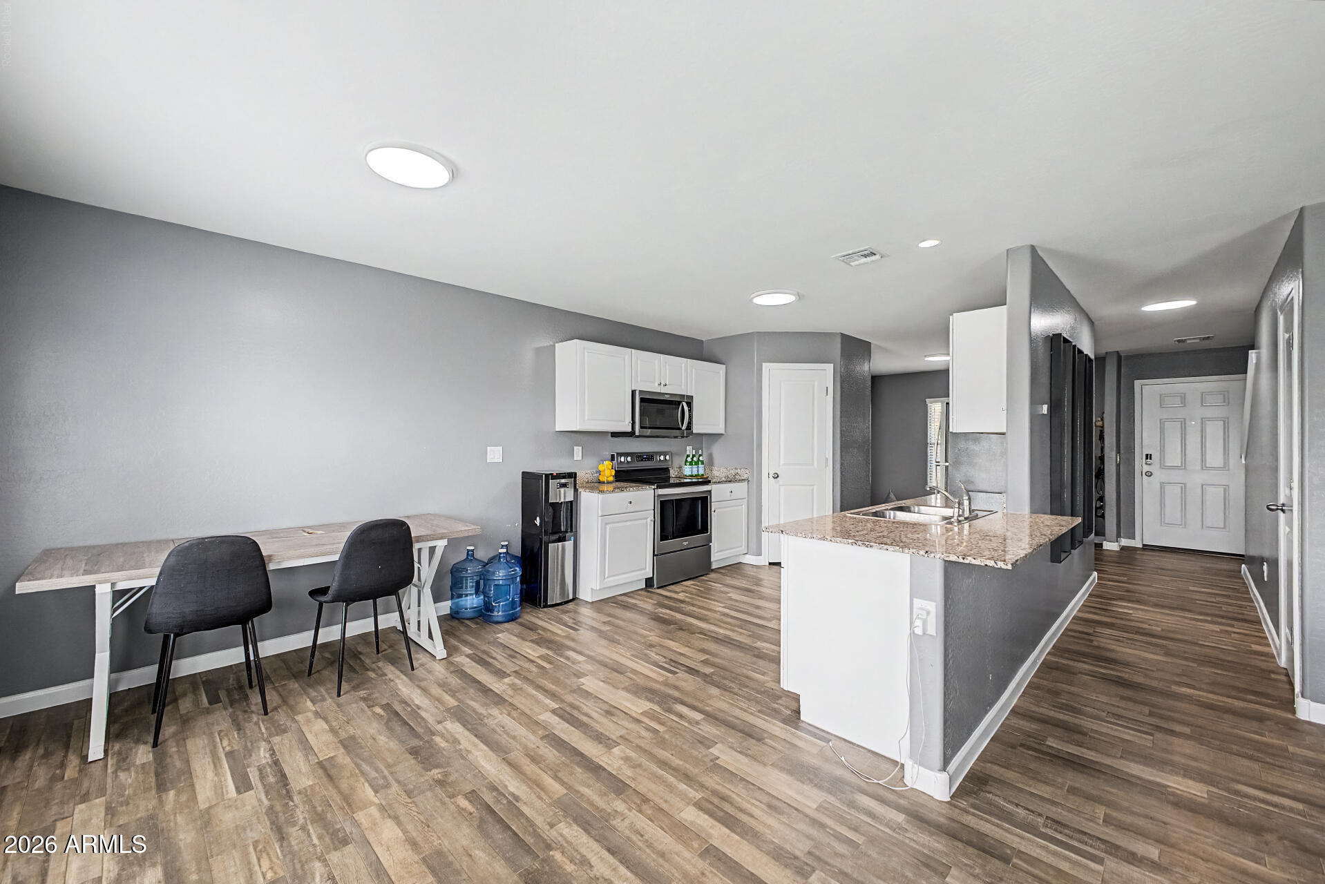 111 E BOBCAT Place