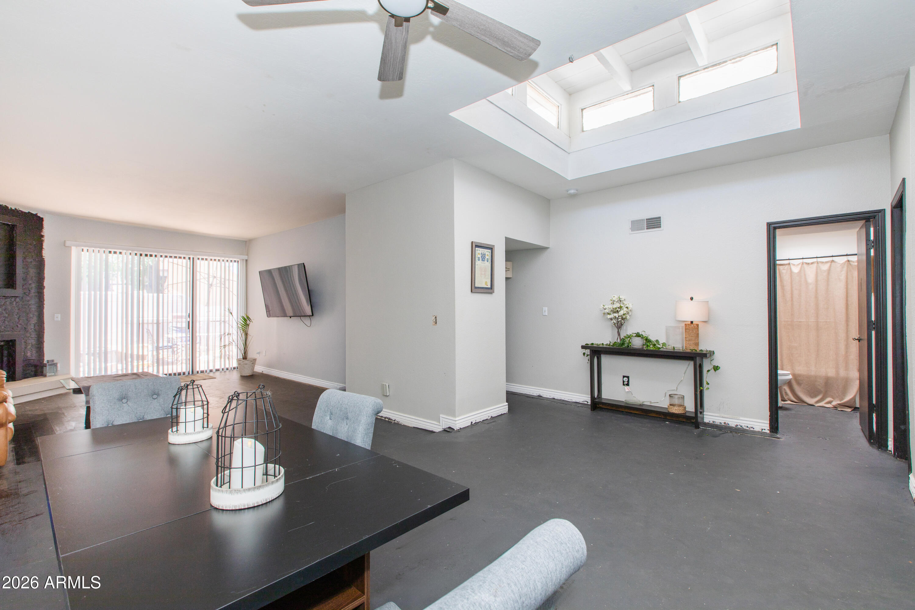 7607 E PLEASANT Run