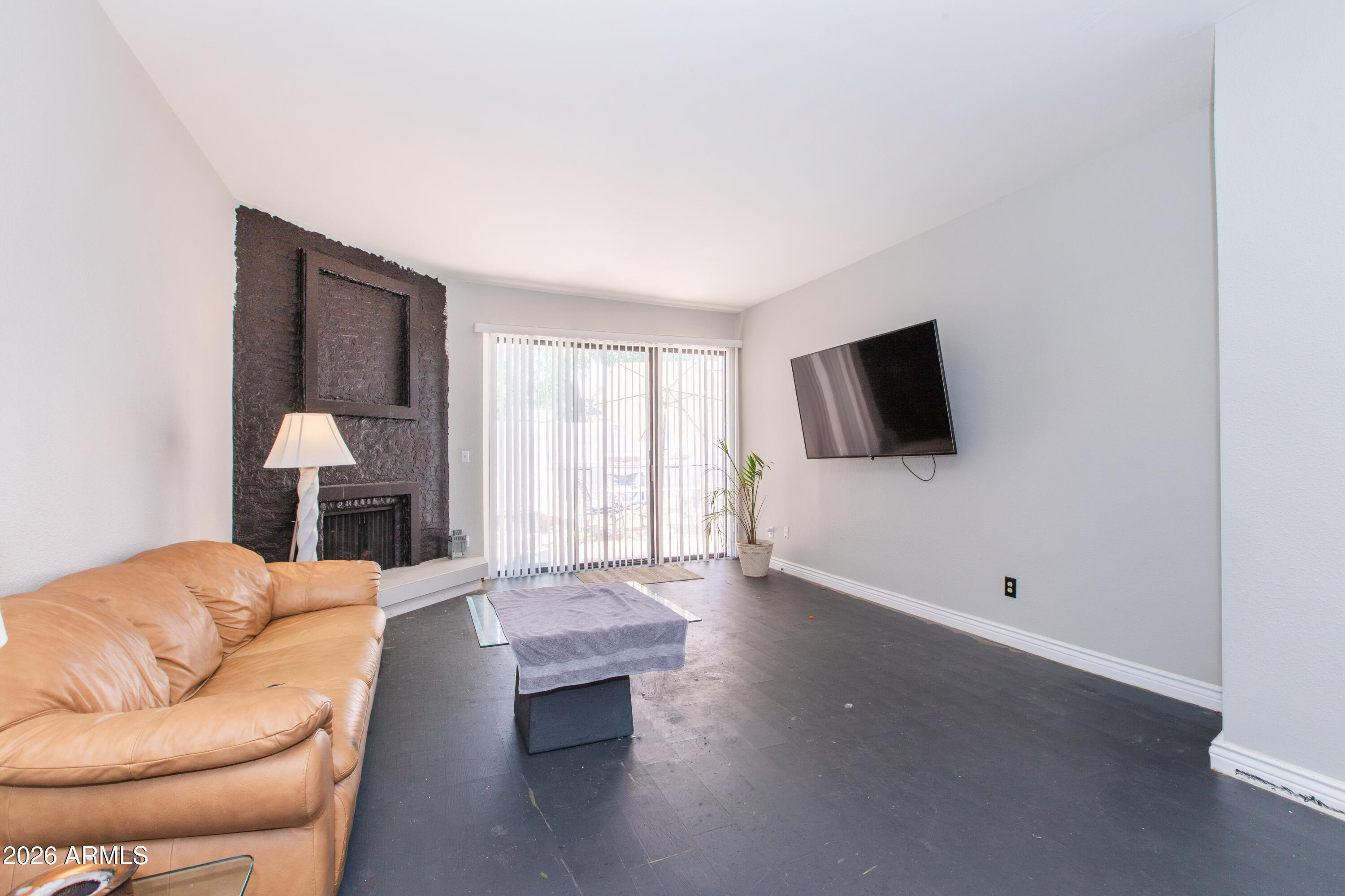 7607 E PLEASANT Run