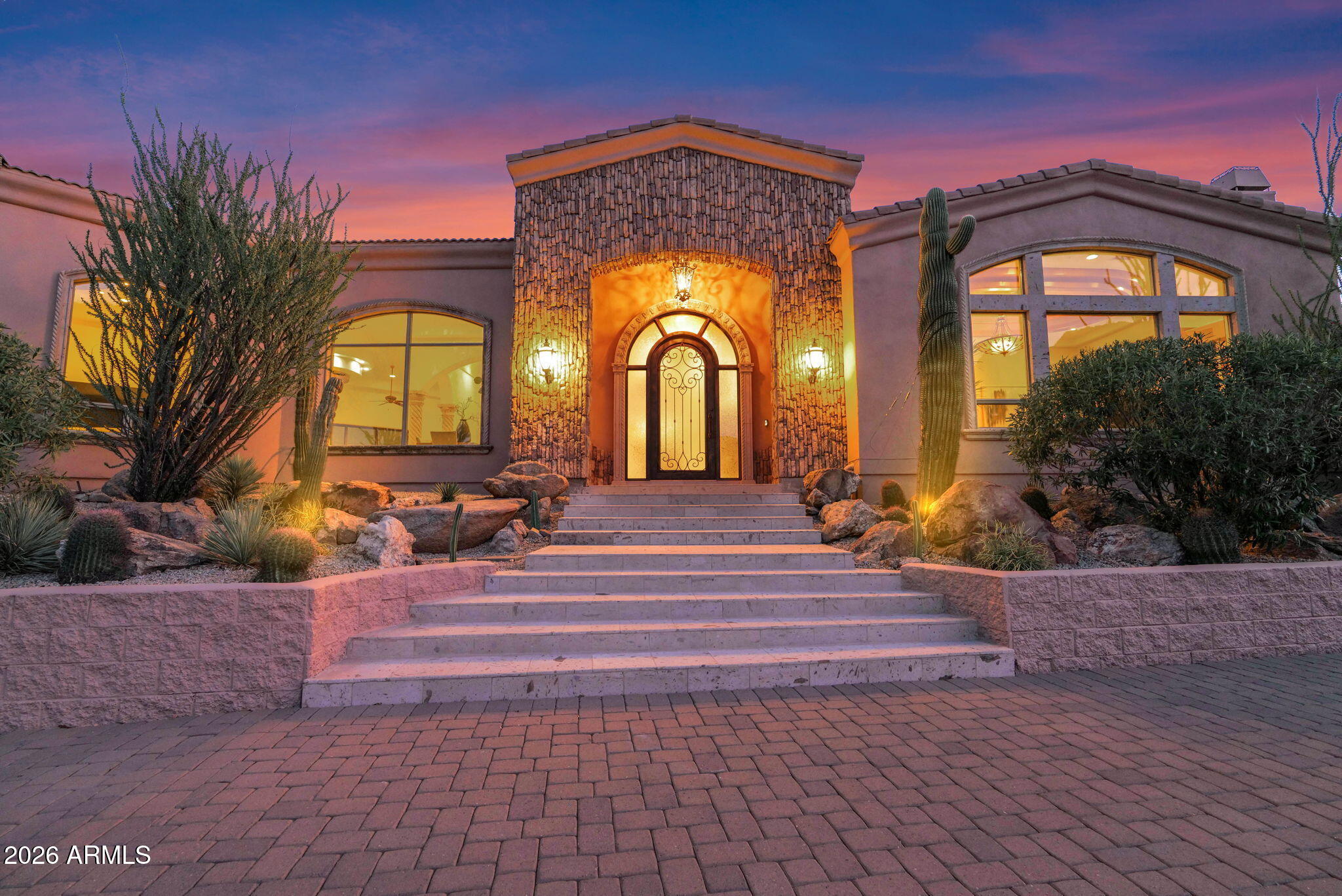4141 E LAKESIDE Lane