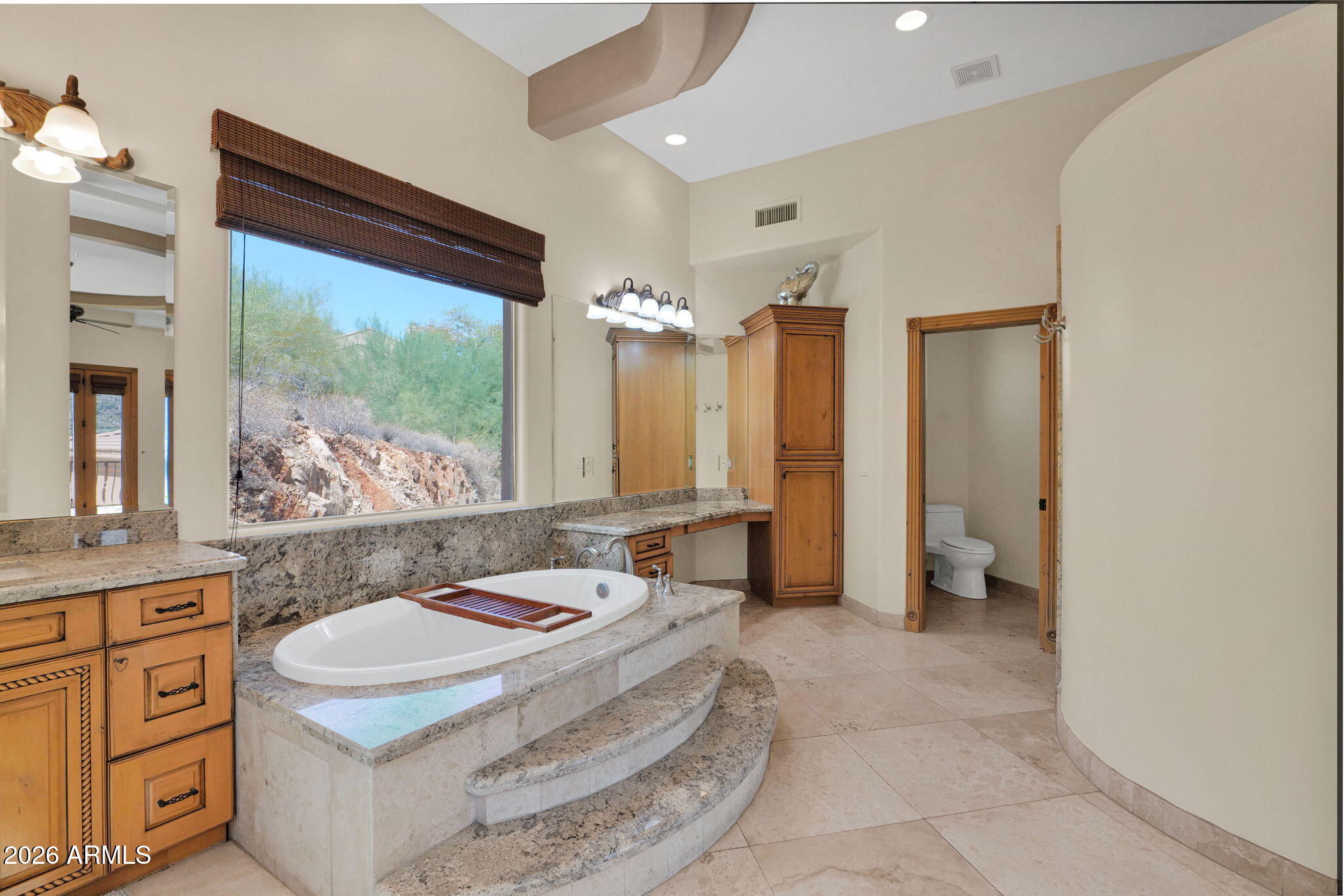 4141 E LAKESIDE Lane