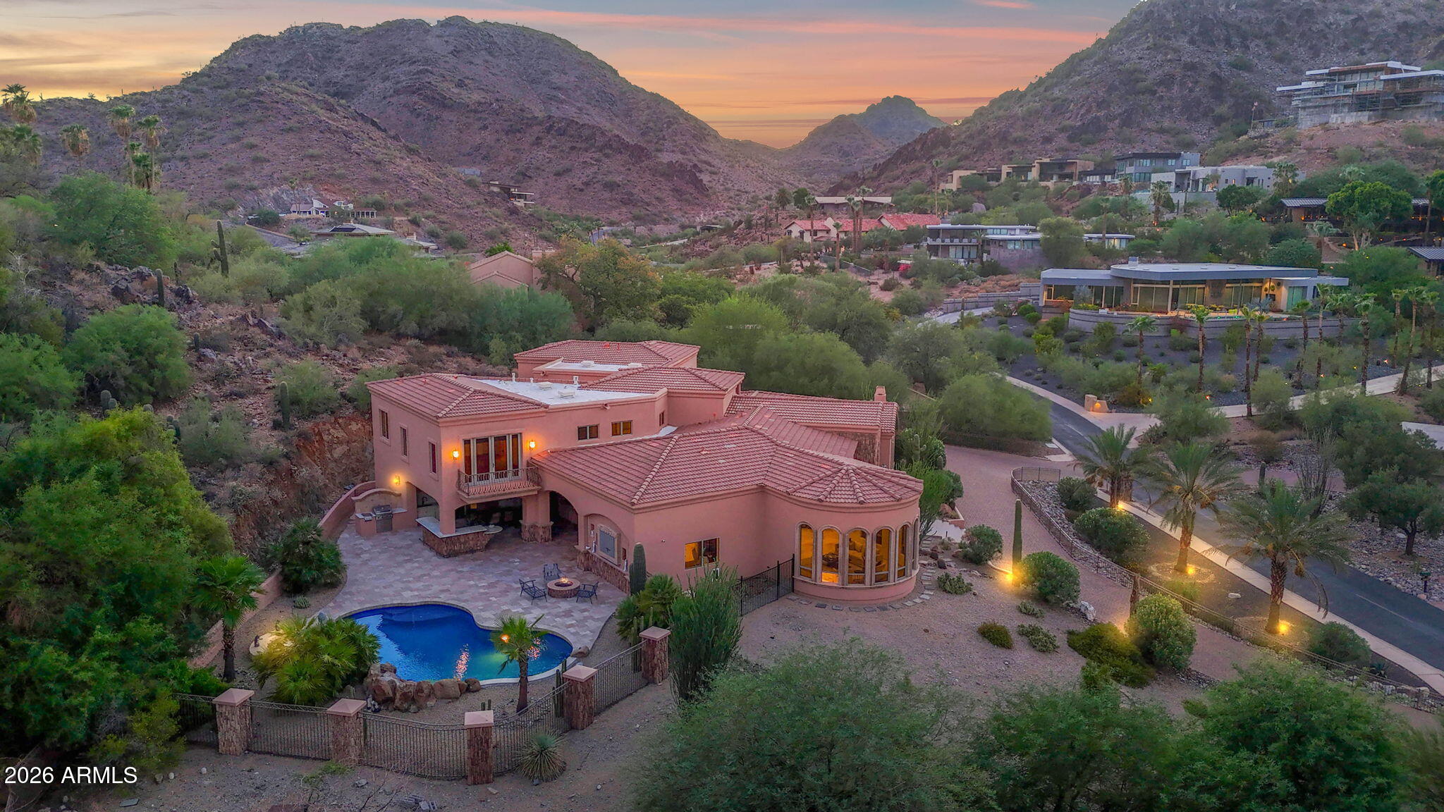 4141 E LAKESIDE Lane