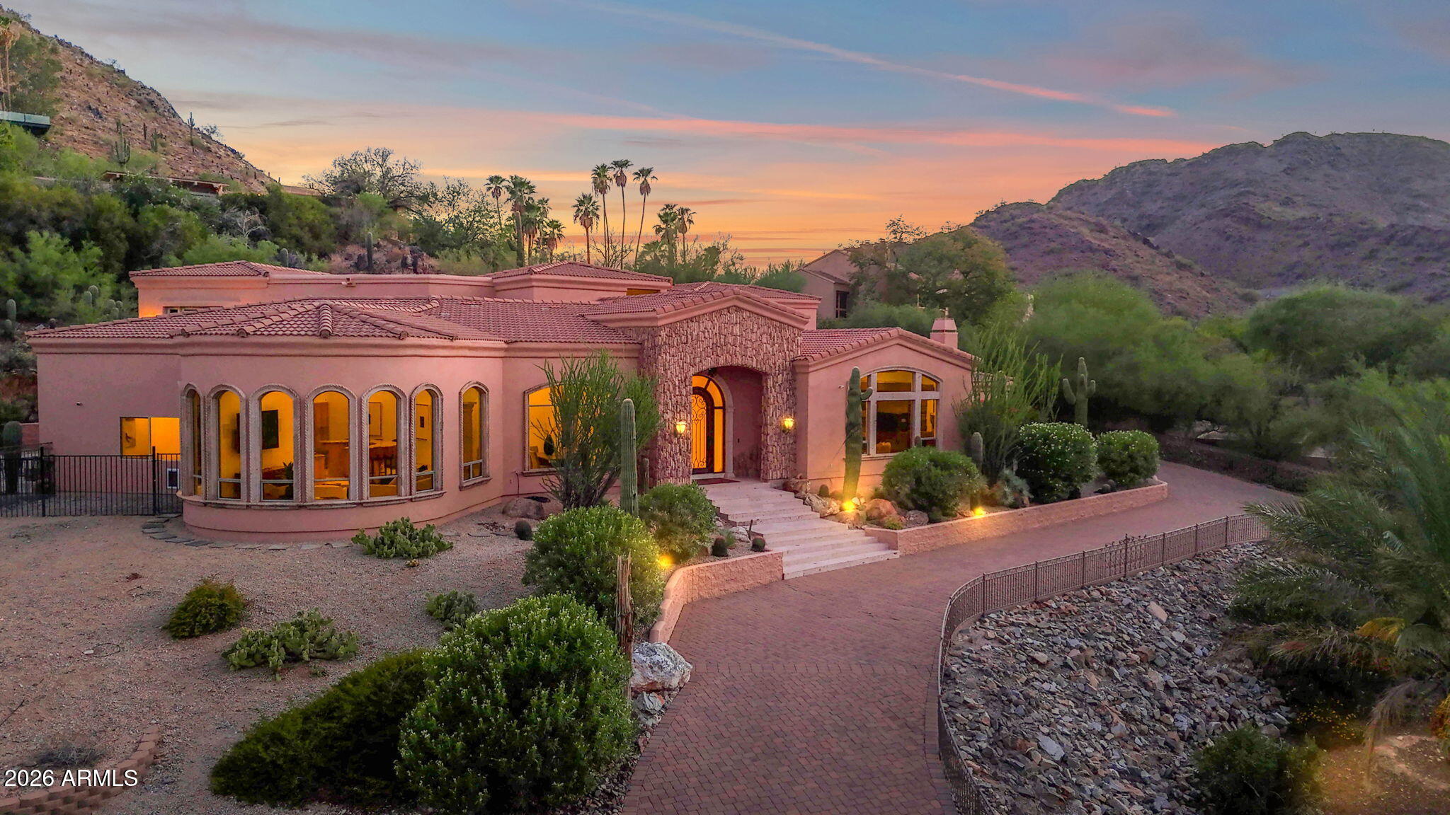 4141 E LAKESIDE Lane