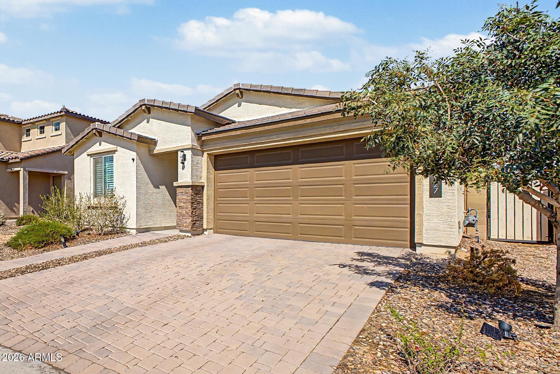 4827 S 119TH Drive