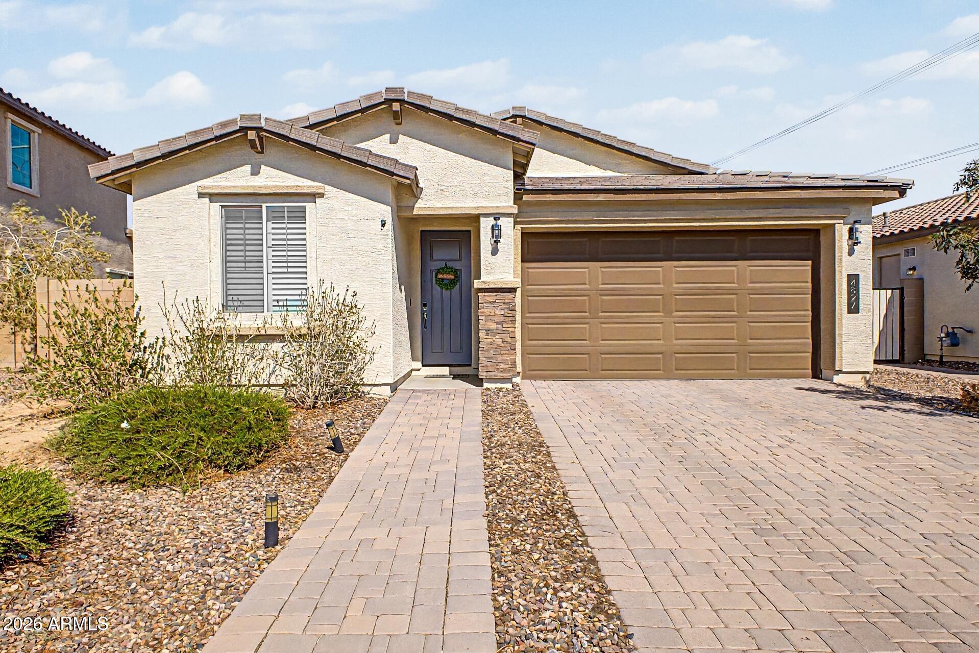 4827 S 119TH Drive