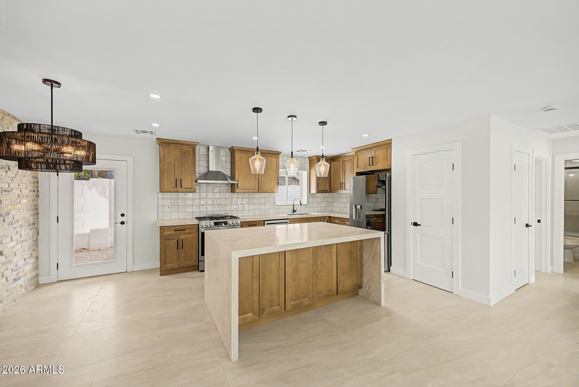 4418 N 19TH Place