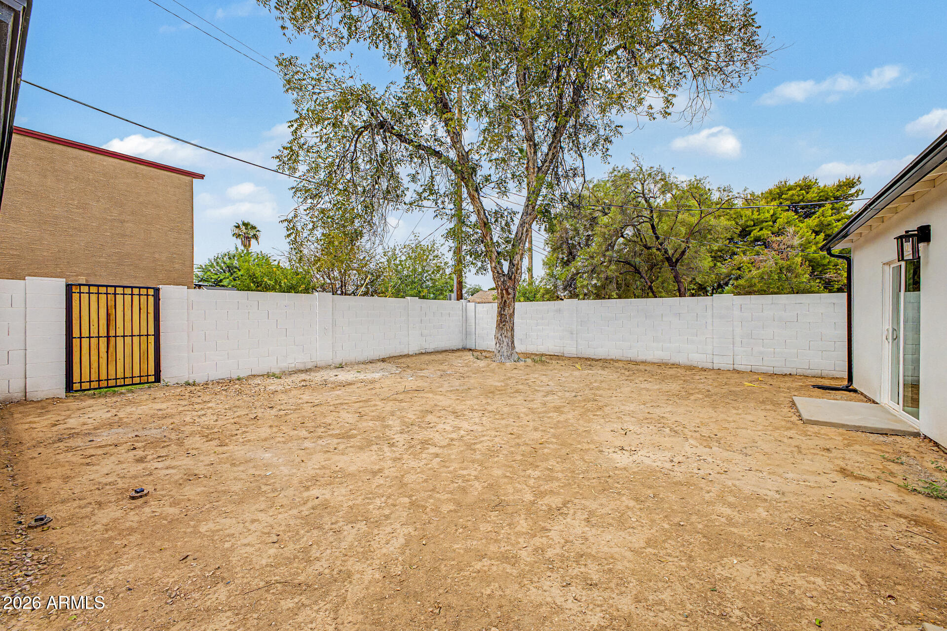4418 N 19TH Place