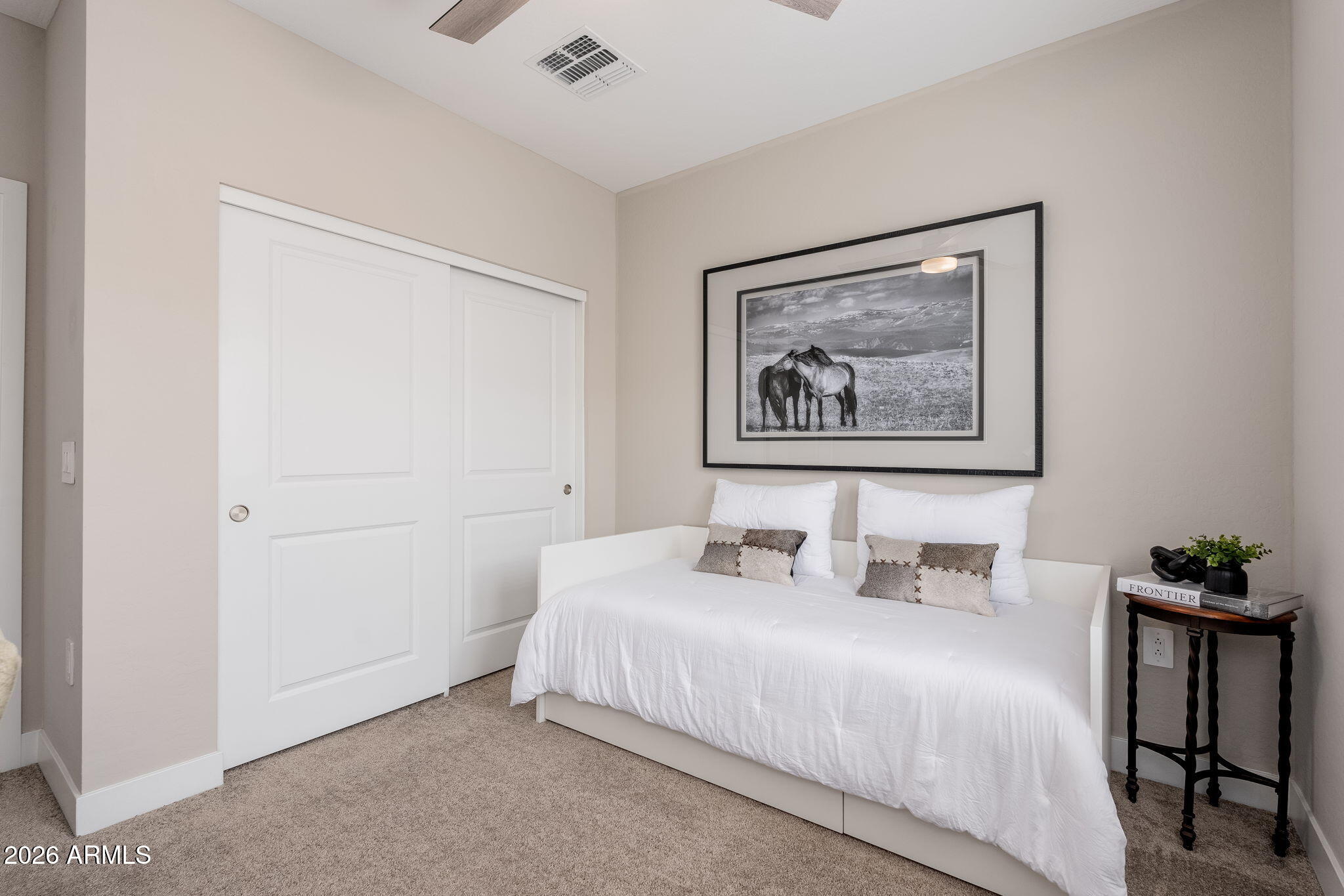 762 E GINKO Avenue 201