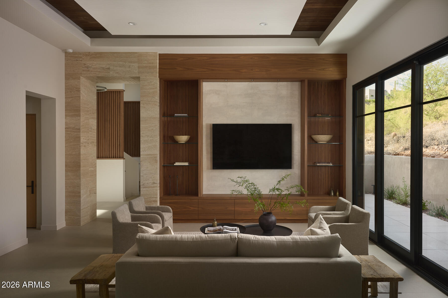 9619 N SOLITUDE Canyon