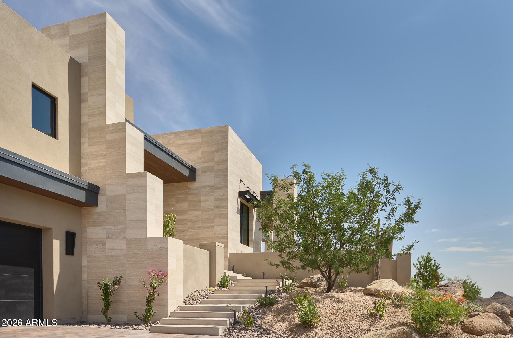 9619 N SOLITUDE Canyon