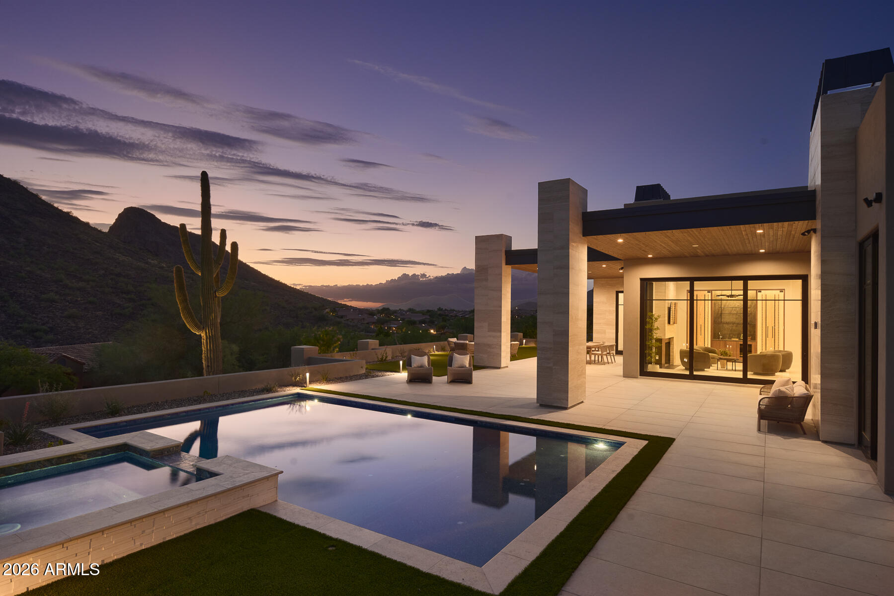 9619 N SOLITUDE Canyon
