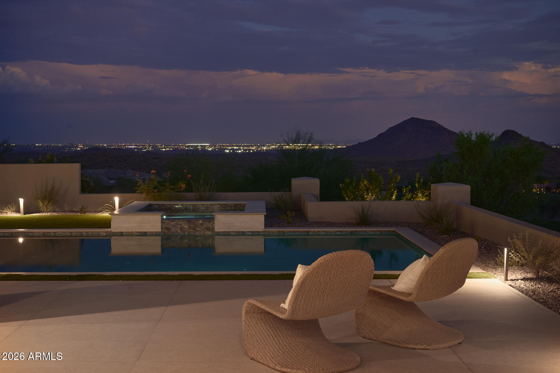 9619 N SOLITUDE Canyon