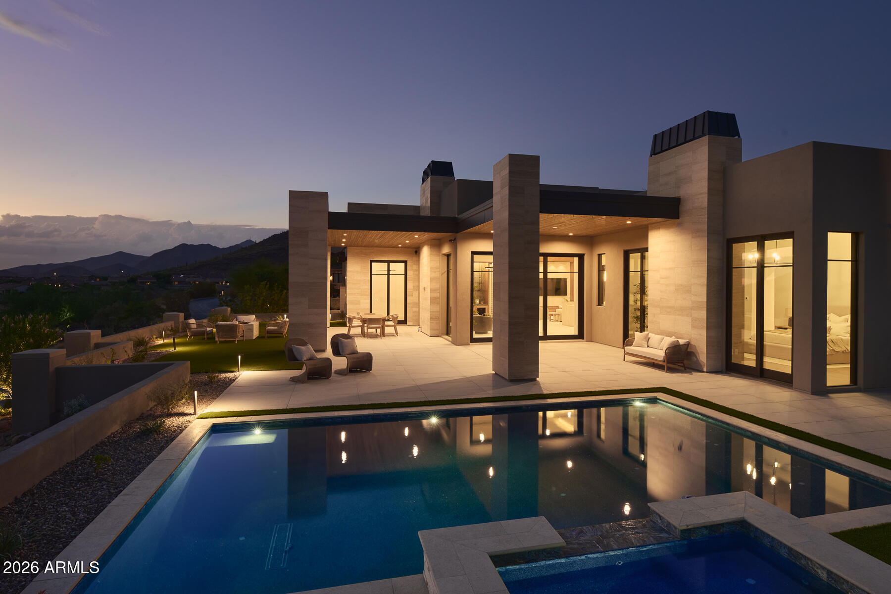 9619 N SOLITUDE Canyon