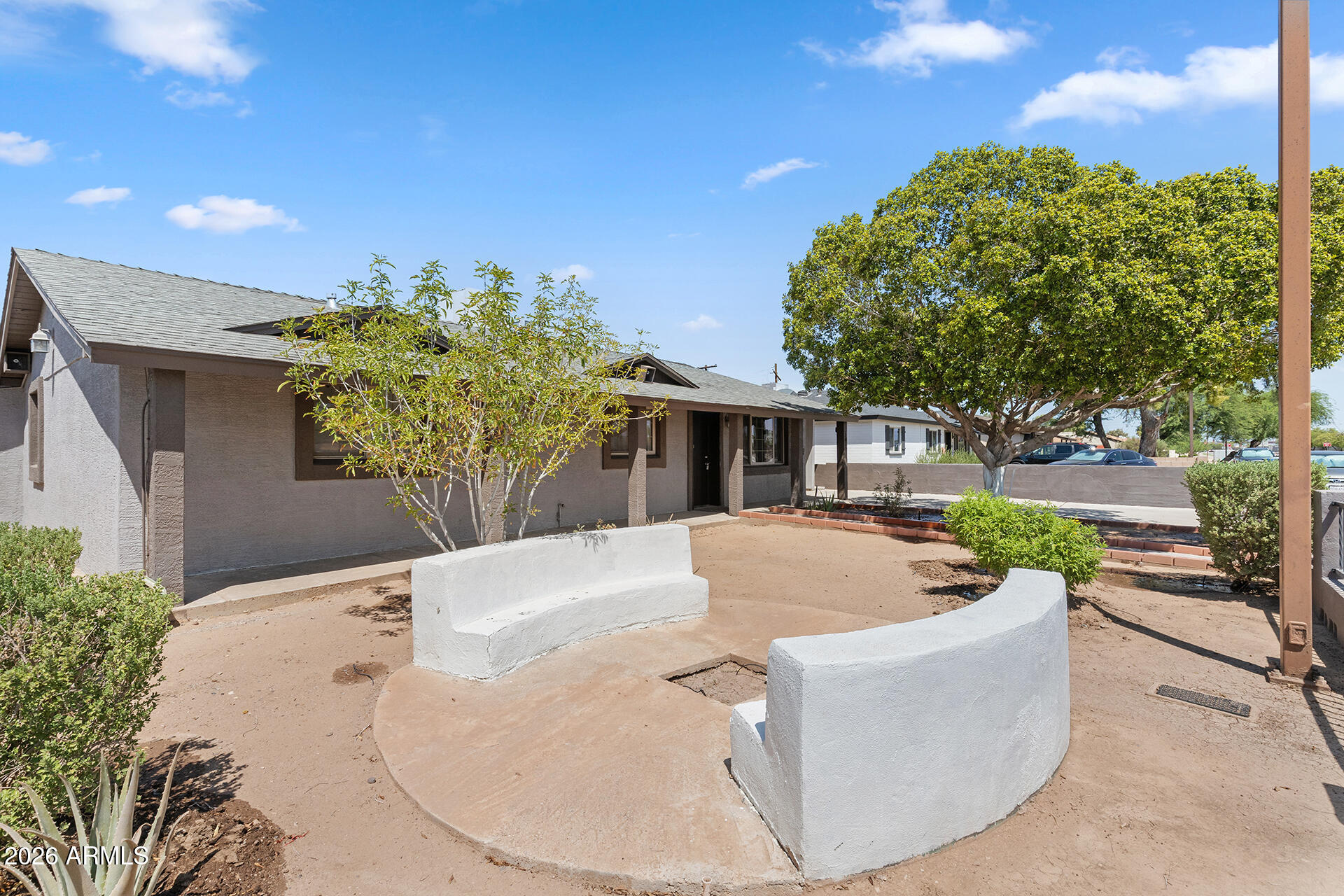 1012 S PRICE Road