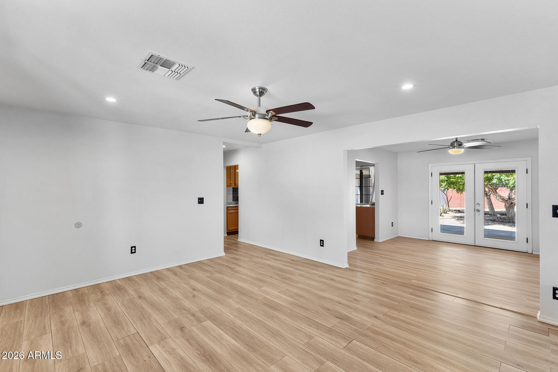 1012 S PRICE Road