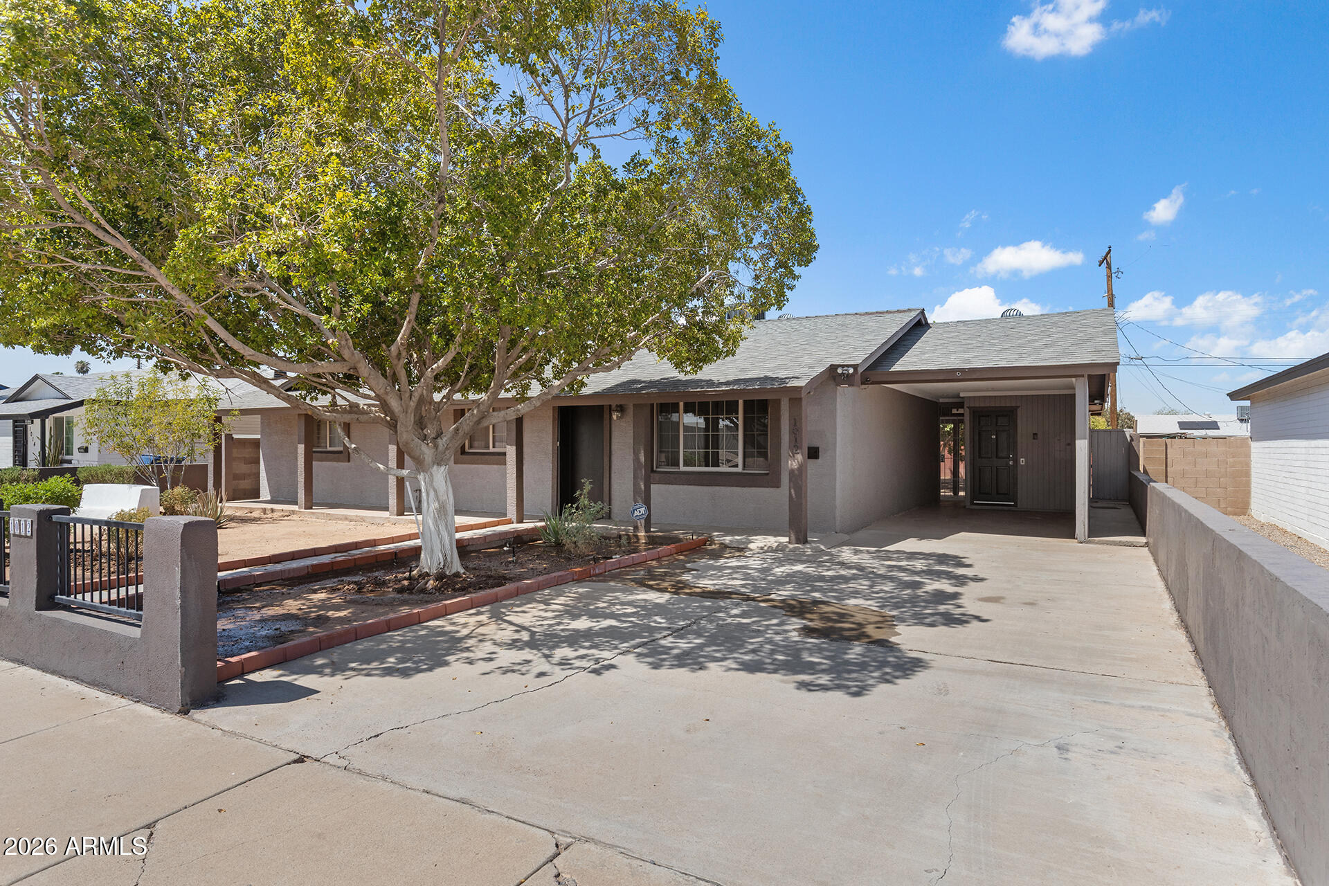 1012 S PRICE Road